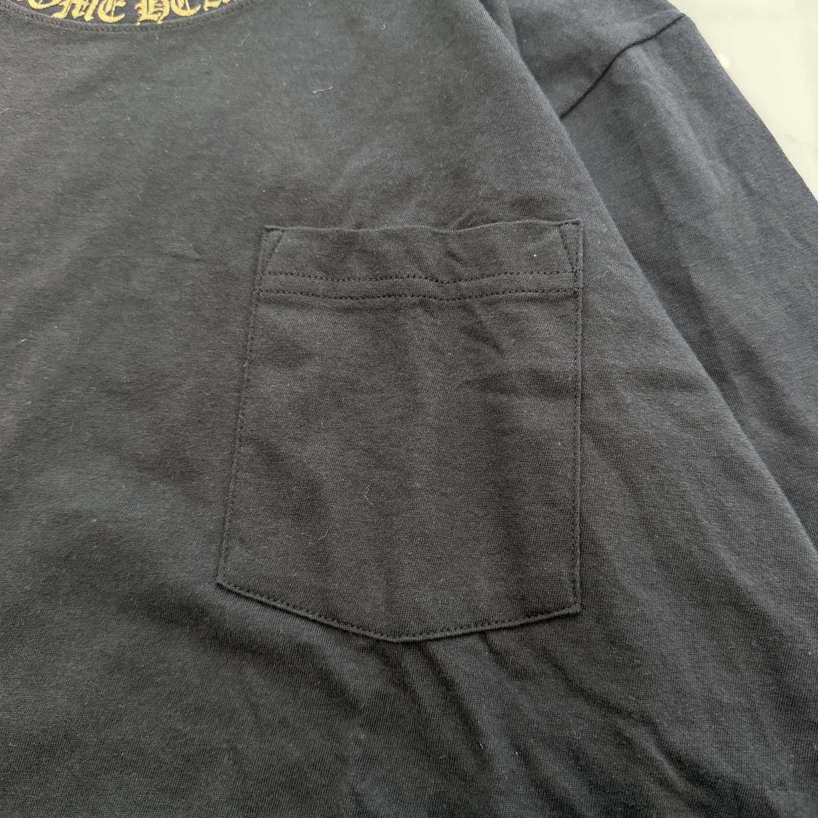 CHROME HEARTS 2026SS Old English Gold Neck Logo Long Sleeve Tee Size M クロムハーツ オールドイングリッシュ ゴールド ネックロゴ ロングスリーブTシャツ サイズM