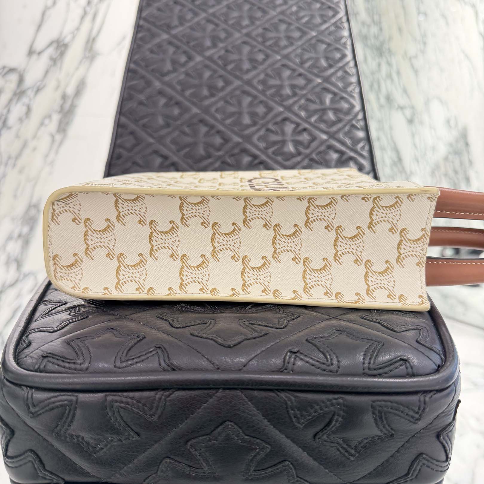 CELINE Mini Vertical Cabas Triomphe Canvas Shoulder Bag セリーヌ ミニヴァーティカル カバ トリオンフ キャンバス ショルダーバッグ