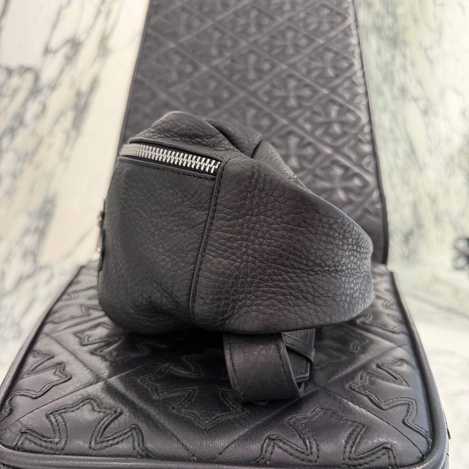 CHROME HEARTS #3 SNAT PACK Small Cross Cemetery Cross Patch LEATHER WAIST BAG クロムハーツ #3スナットパック スモールクロス セメタリークロスパッチ レザー ウェストバッグ