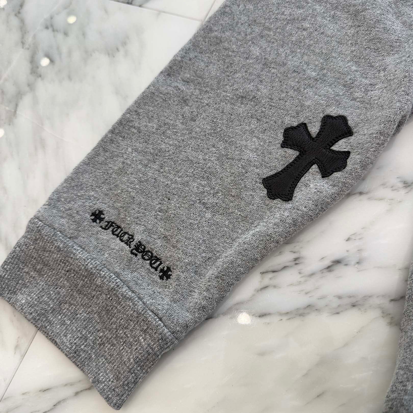 CHROME HEARTS Y NOT Cemetery Cross Leather Patch Pullover Hoodie Size XL クロムハーツ ワイノット セメタリークロスレザーパッチ プルオーバーフーディ サイズXL
