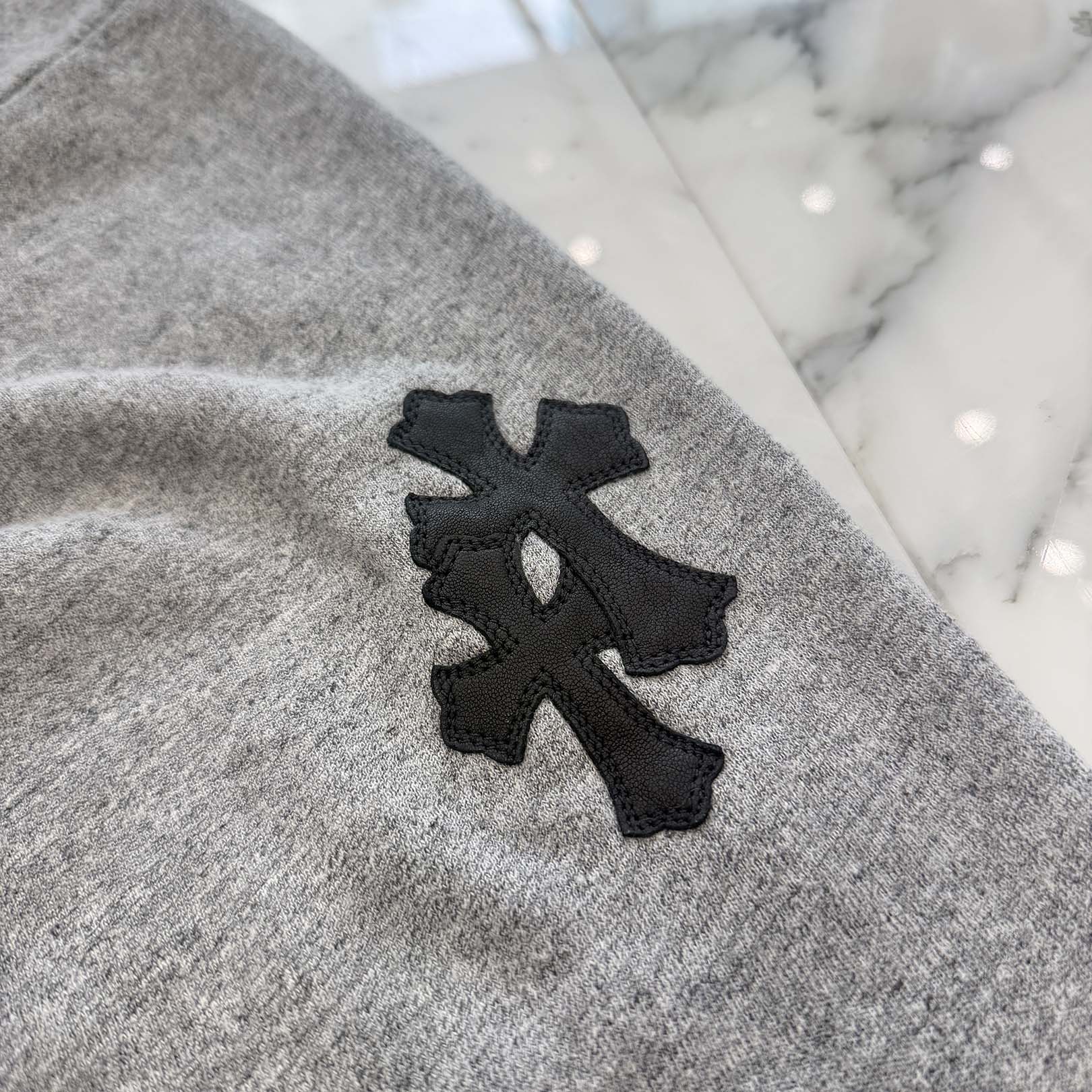 CHROME HEARTS Y NOT Cemetery Cross Leather Patch Pullover Hoodie Size XL クロムハーツ ワイノット セメタリークロスレザーパッチ プルオーバーフーディ サイズXL