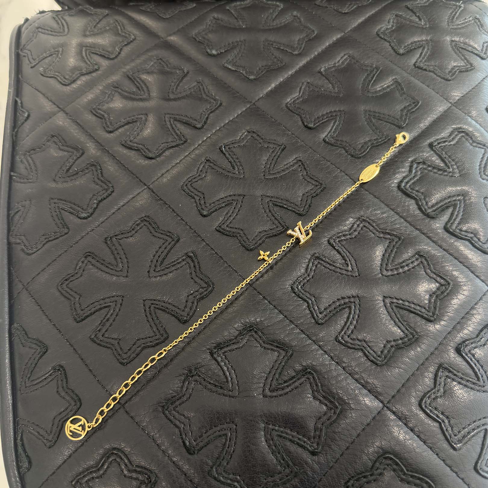 LOUIS VUITTON LV Iconic Bracelet M00587 ルイヴィトン LV アイコニック ブレスレット