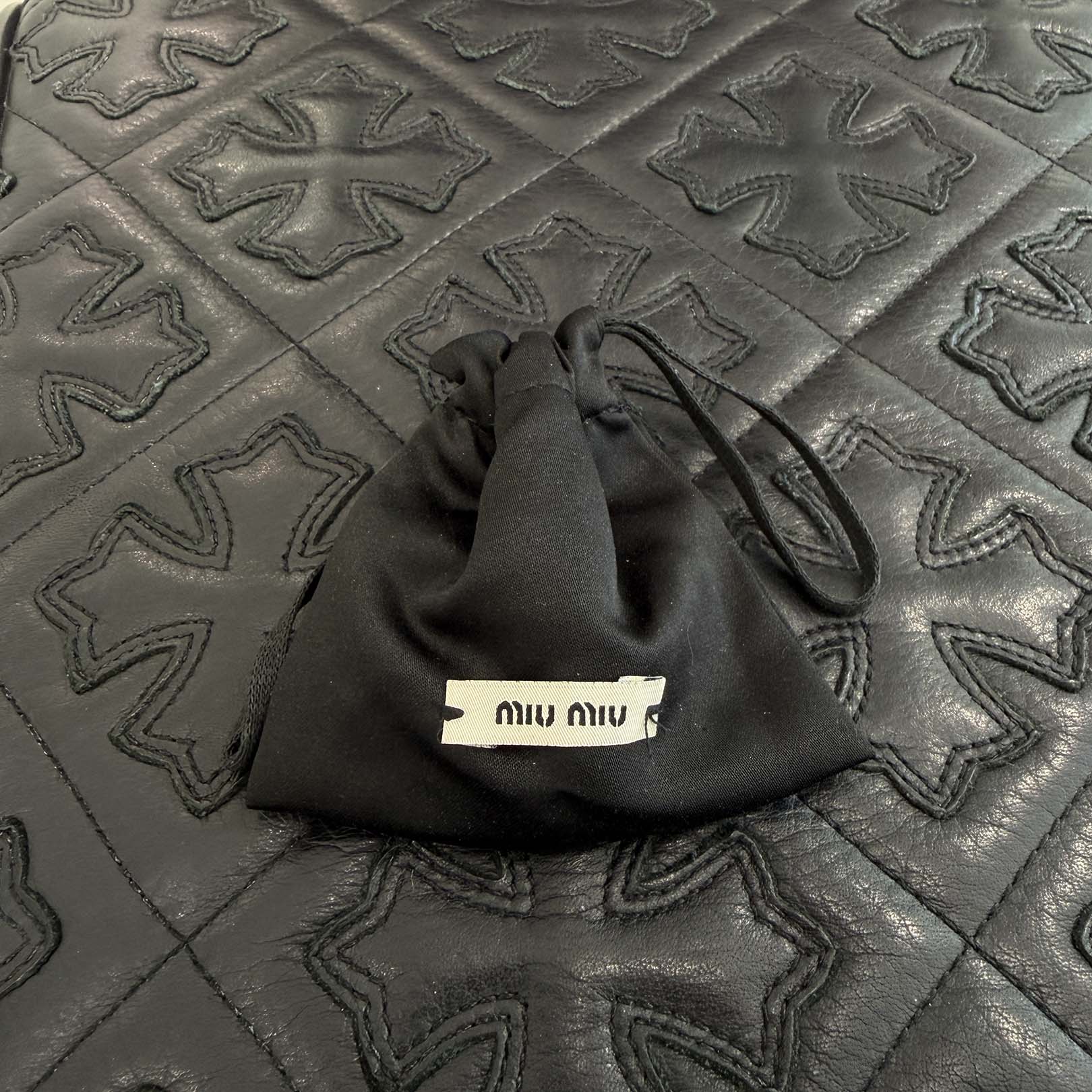 MIU MIU Enamel Metal Stud Earrings 5JO912_2F6T_F0009 ミュウミュウ エナメルメタル スタッドピアス