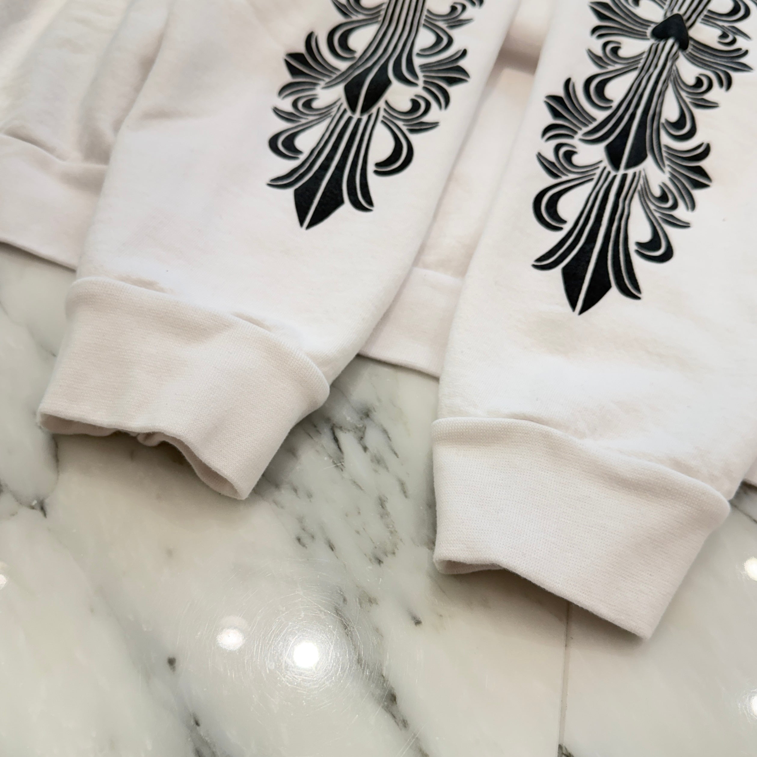 CHROME HEARTS Floral Cross Horseshoe Crewneck Sweat Shirts Size XL クロムハーツ フローラルクロス ホースシュー クルーネック スウェットシャツ サイズXL