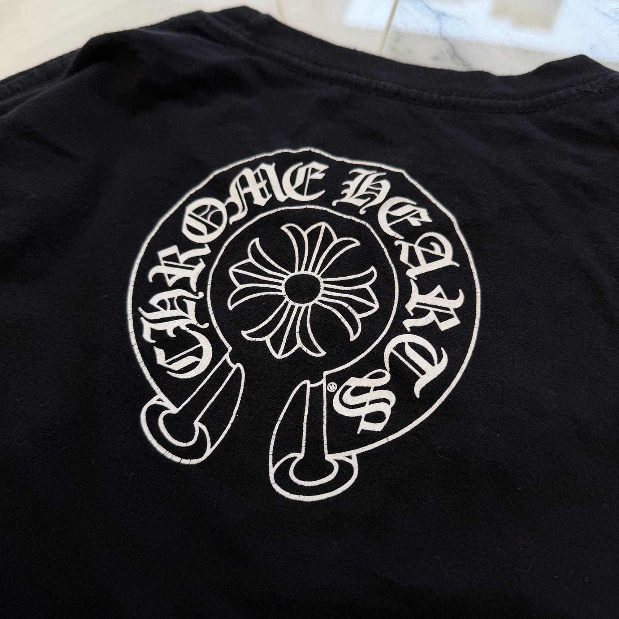 CHROME HEARTS Floral Cross Horseshoe Neck Logo Long Sleeve Tee Size L クロムハーツ フローラルクロス ホースシュー ネックロゴ ロングスリーブ Tシャツ サイズL