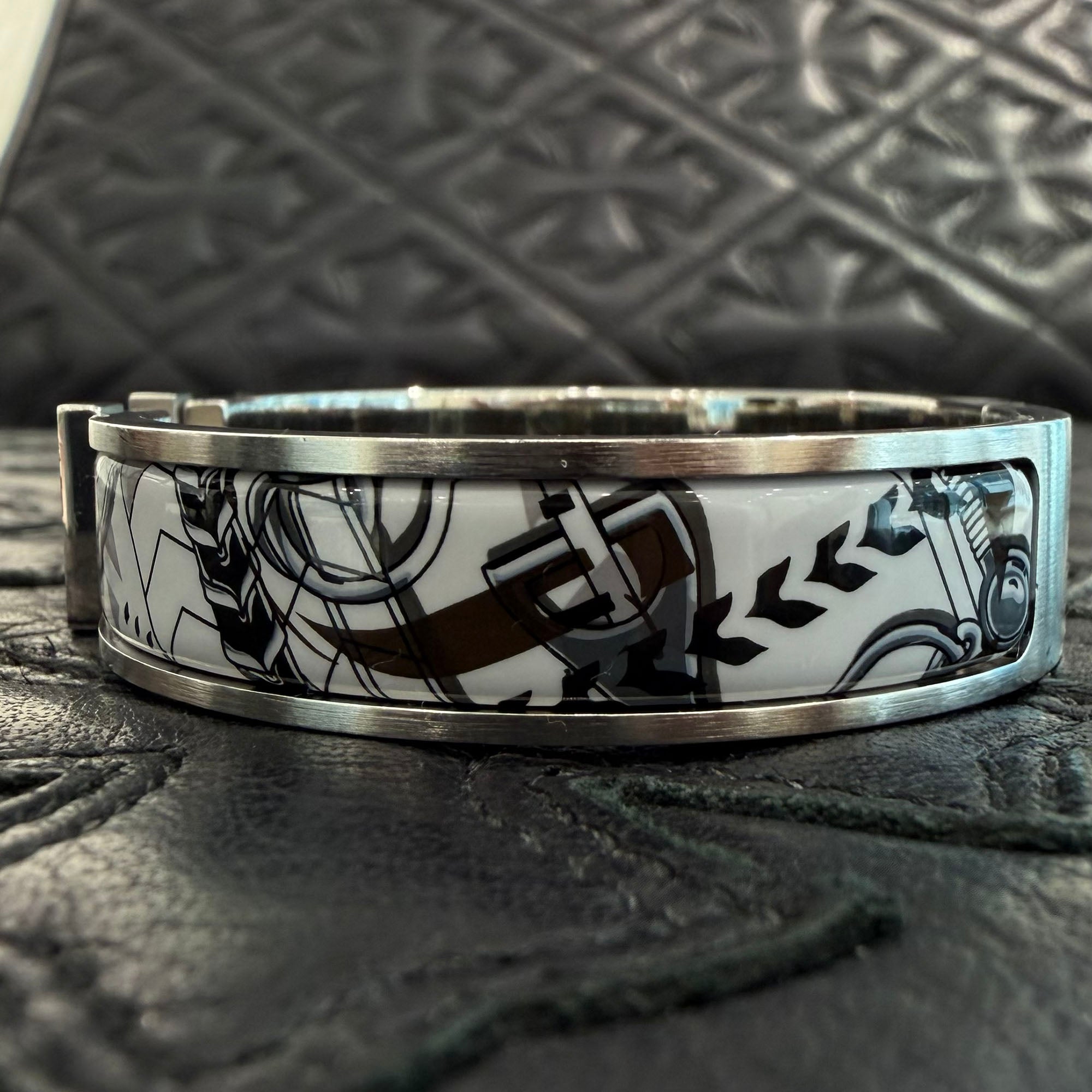 HERMES 2025SS Click HH Panoplie Equest Imprimeur Fou Bracelet H704418FB01T4 Size T4 エルメス クリック HH パノプリエ エクエスト インプリムール フォウ ブレスレット サイズT4