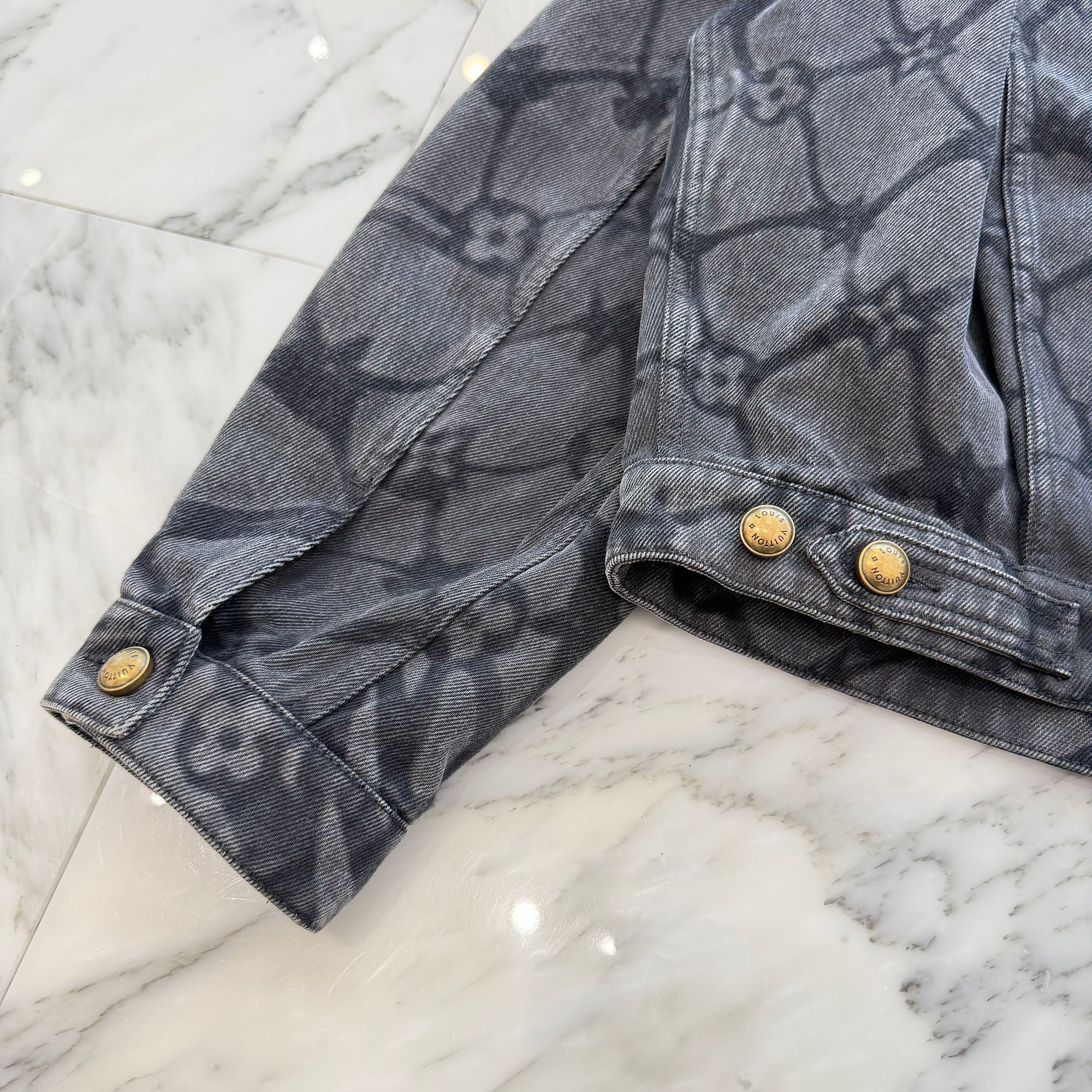 LOUIS VUITTON 2024SS Monogram Hoodie Denim Jacket HRA15W Size 50 ルイヴィトン モノグラム フーディ デニム ジャケット サイズ50