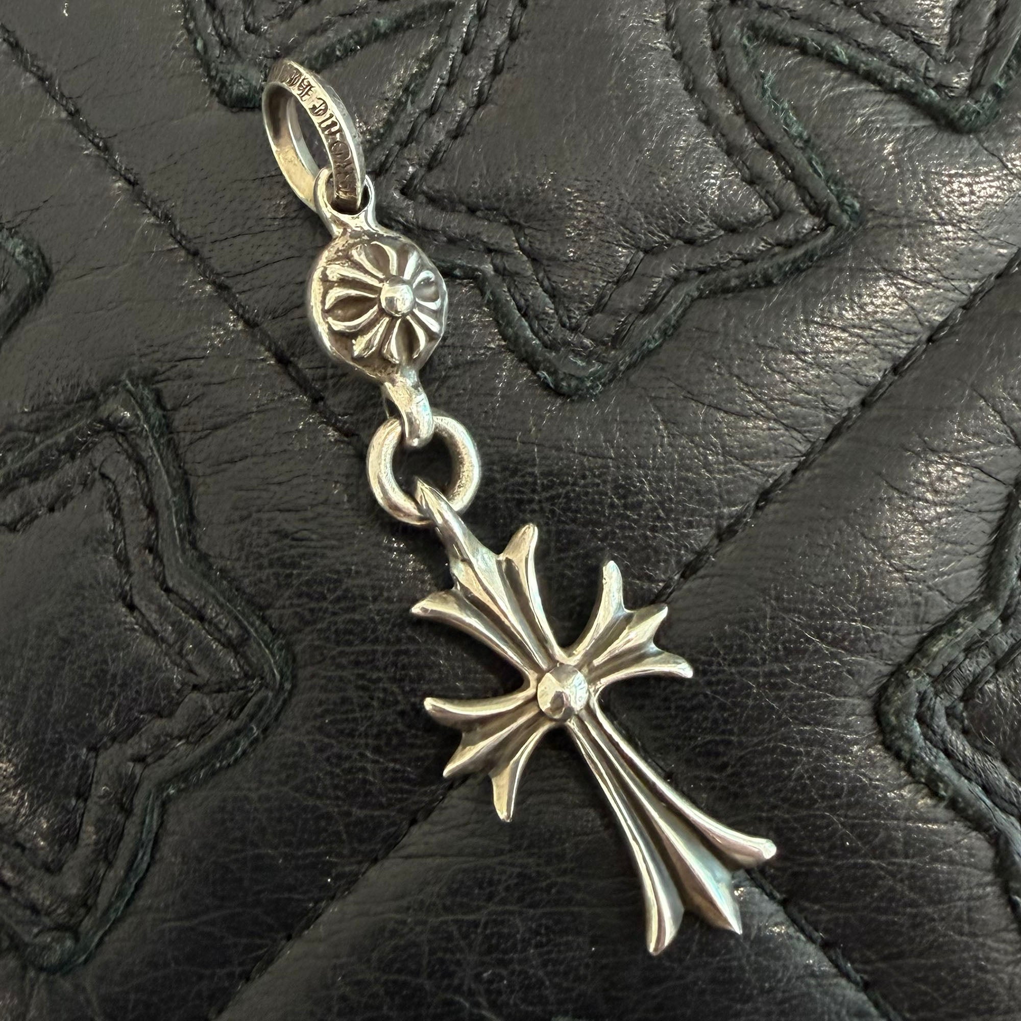 CHROME HEARTS 1 Ball Tiny Cross Charm Pendant Top クロムハーツ 1 ボール タイニークロス チャーム ペンダントトップ