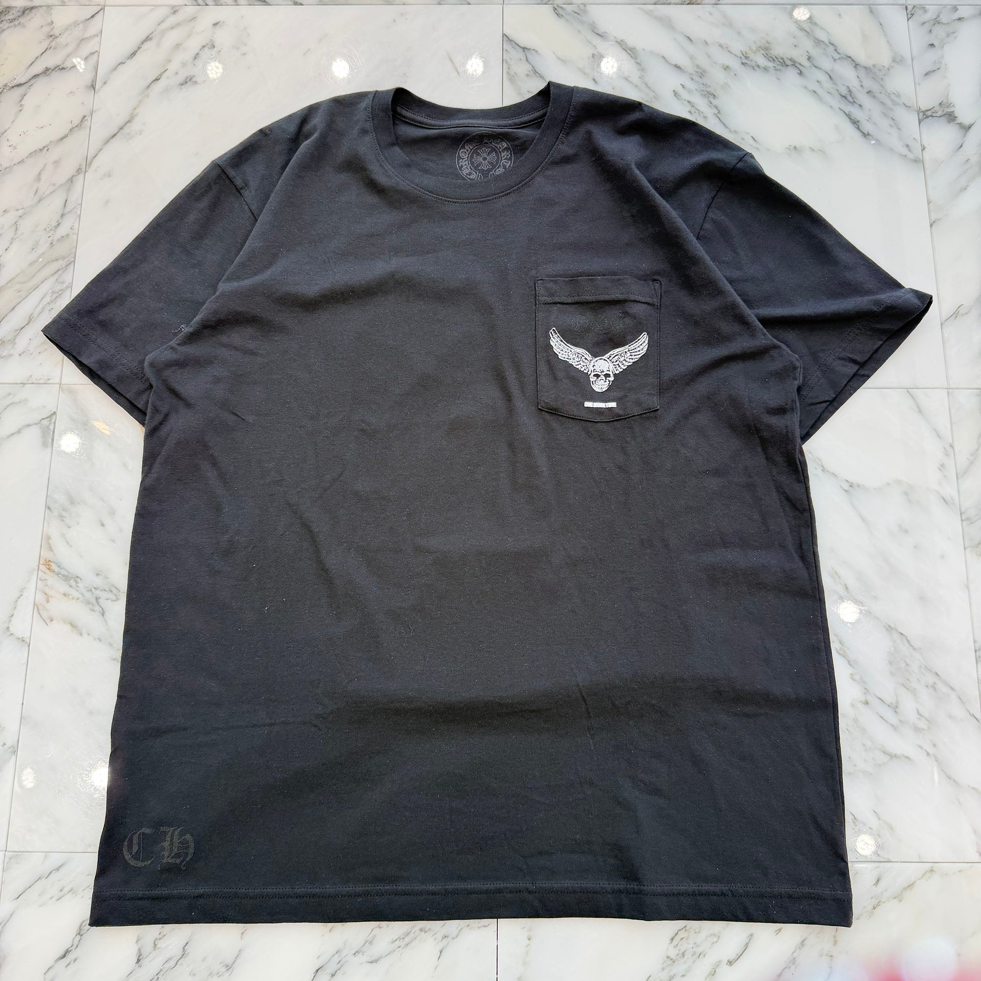 CHROME HEARTS FOTI × Yung Blud × Aerosmith Mahalia Back Cross Logo Tee Size XL クロムハーツ フォティ× ヤングブラッド ×エアロスミス マハリア バック クロス ロゴ Tシャツ サイズXL