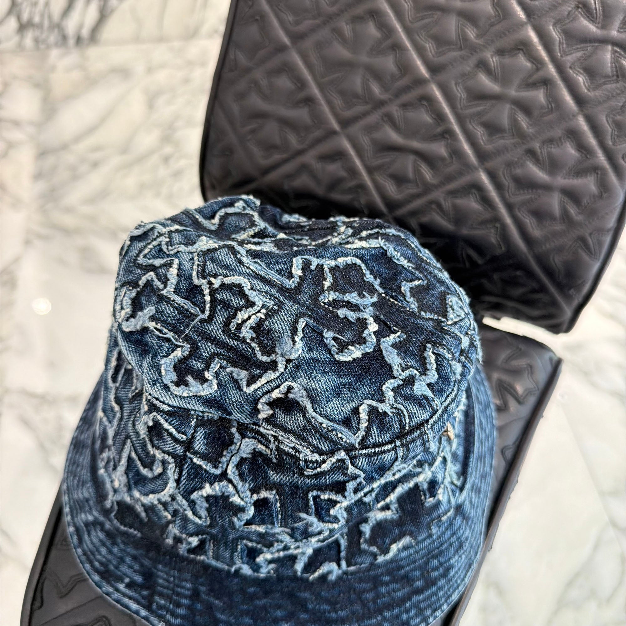 CHROME HEARTS Dagger Cross Patch Denim Bucket Hat Size S (56cm) クロムハーツ ダガークロスパッチ デニム バケットハット サイズS (56cm)