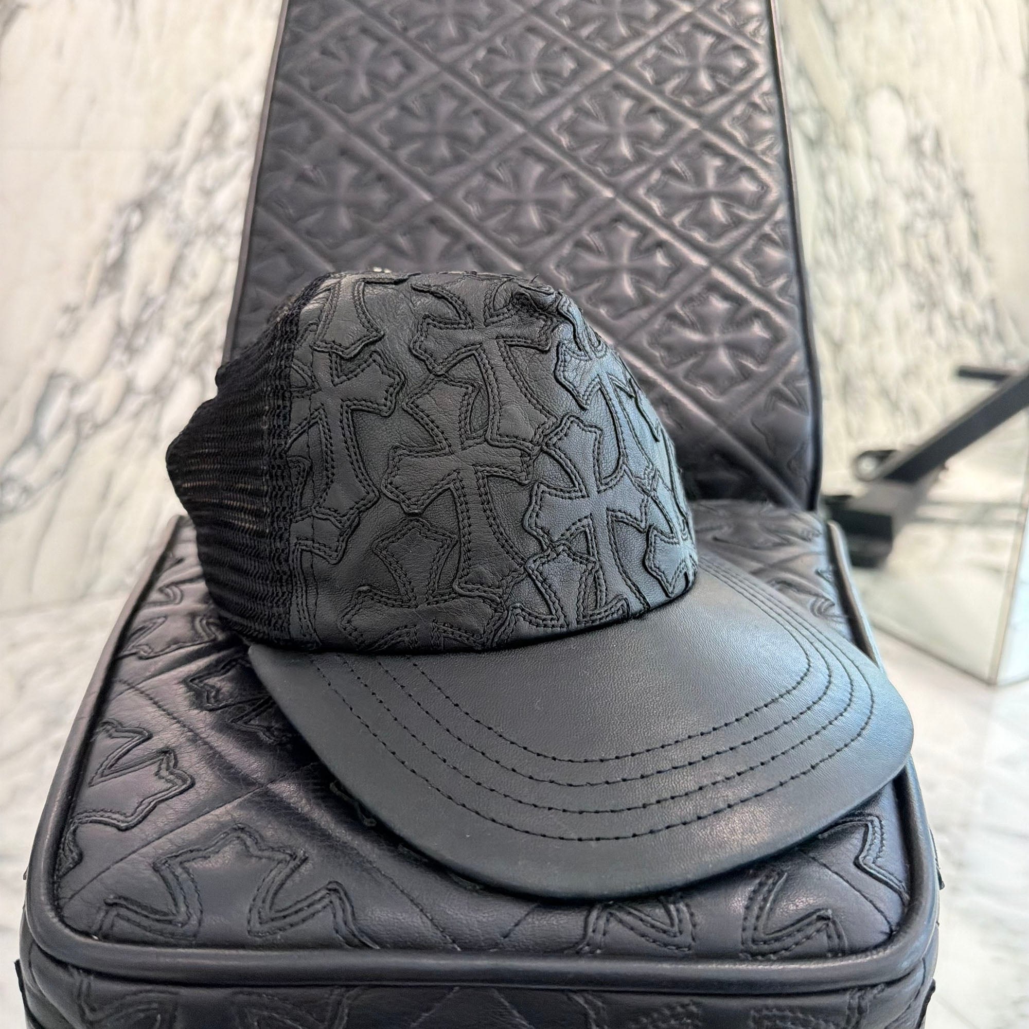 CHROME HEARTS Cemetary Cross Leather Patch Trucker Cap クロムハーツ セメタリークロス レザーパッチ トラッカーキャップ