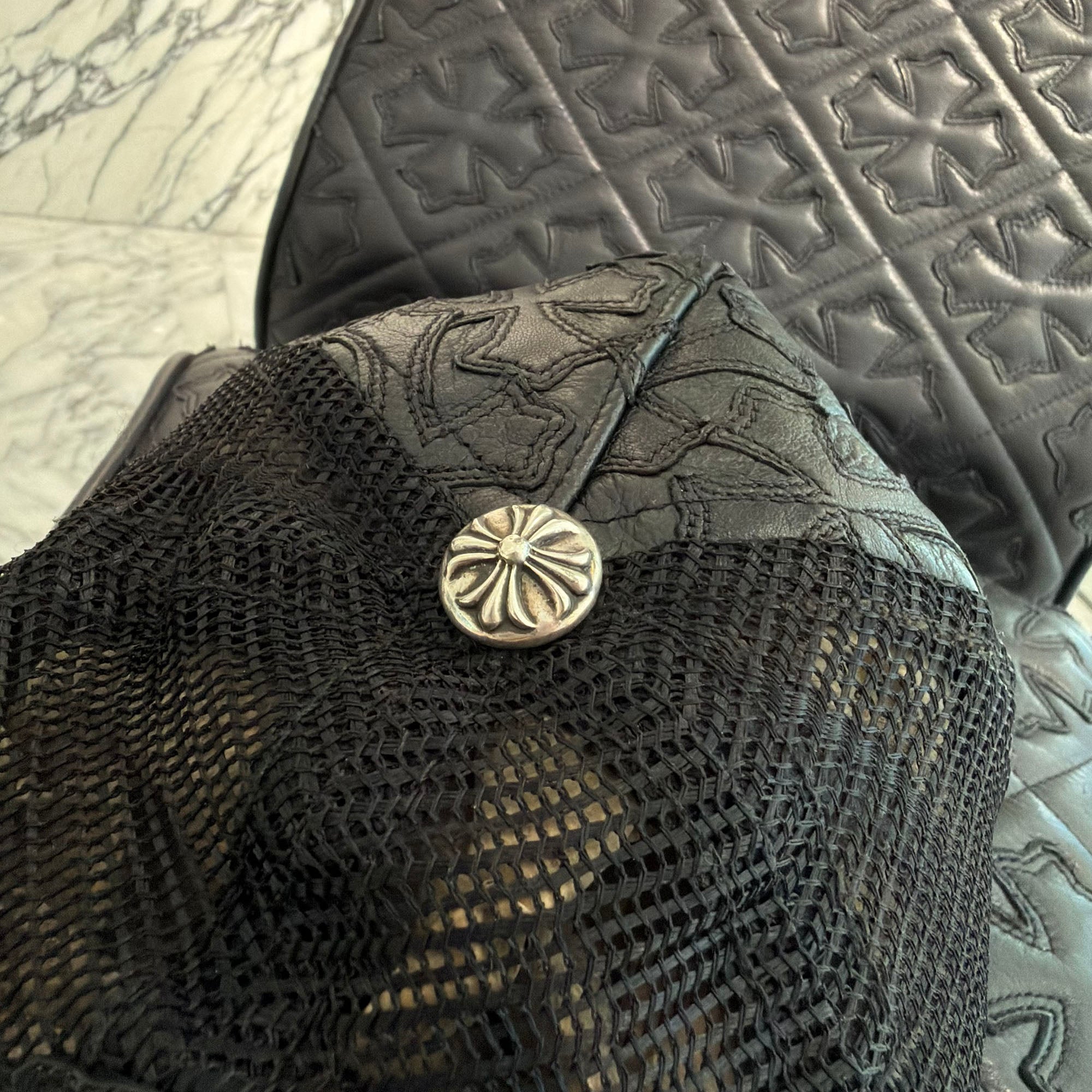 CHROME HEARTS Cemetary Cross Leather Patch Trucker Cap クロムハーツ セメタリークロス レザーパッチ トラッカーキャップ