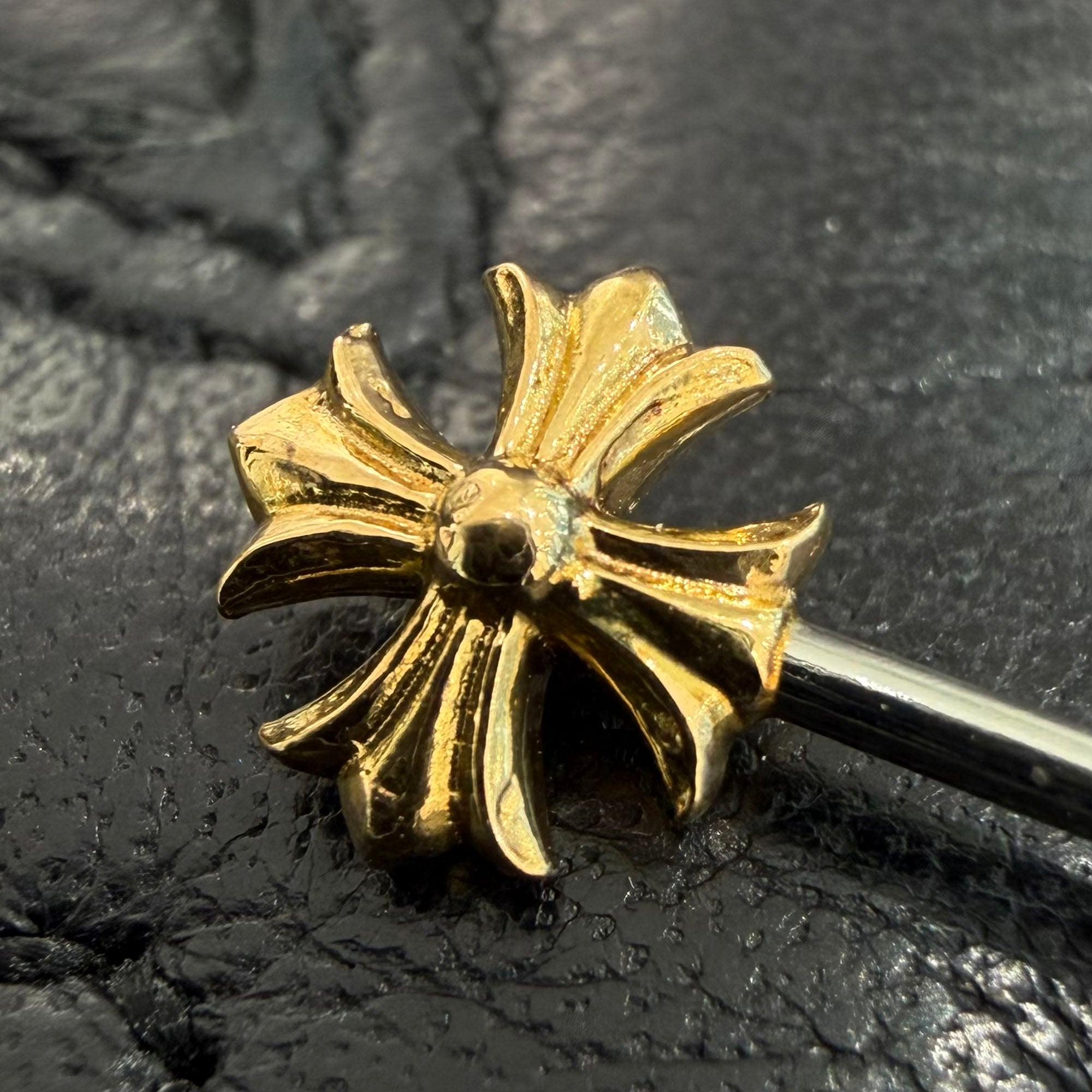 CHROME HEARTS 22K CH Plus Stick Lapel Pin クロムハーツ 22K CHプラス スティックラペルピン
