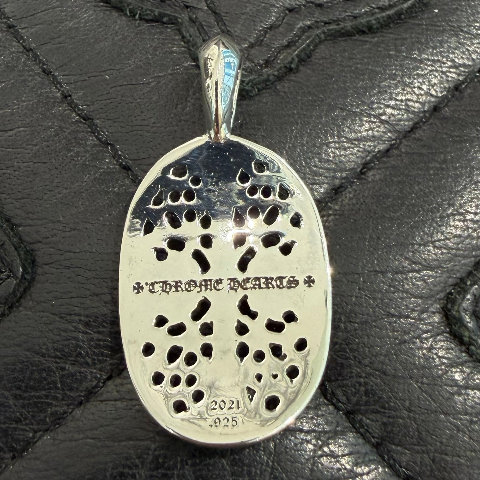 CHROME HEARTS Classic Oval Cross Charm クロムハーツ クラシック オーバルクロスチャーム