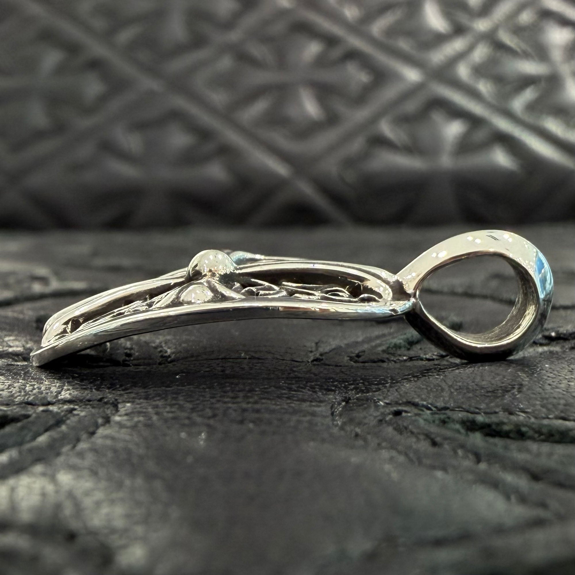 CHROME HEARTS Classic Oval Cross Charm クロムハーツ クラシック オーバルクロスチャーム