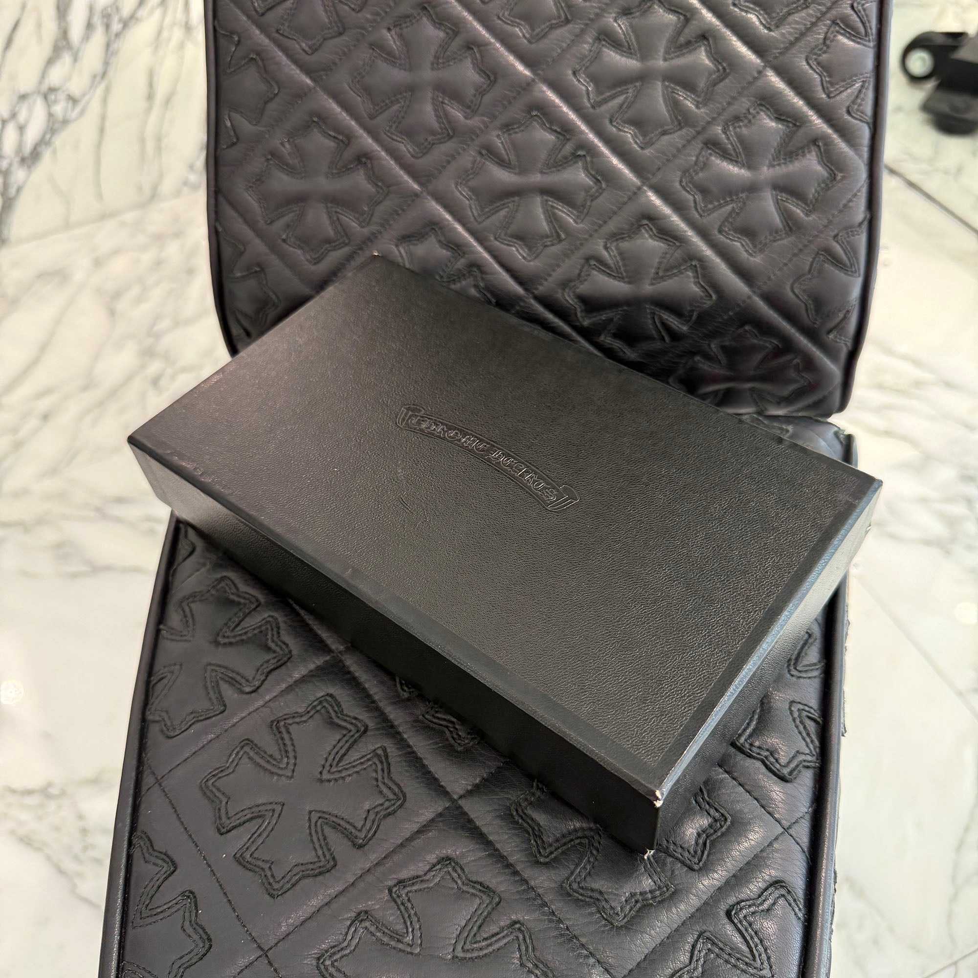 CHROME HEARTS Cemetery Cross Leather Patch Quilting Leather Wallet クロムハーツ セメタリークロス レザーパッチ キルティングレザー ウォレット