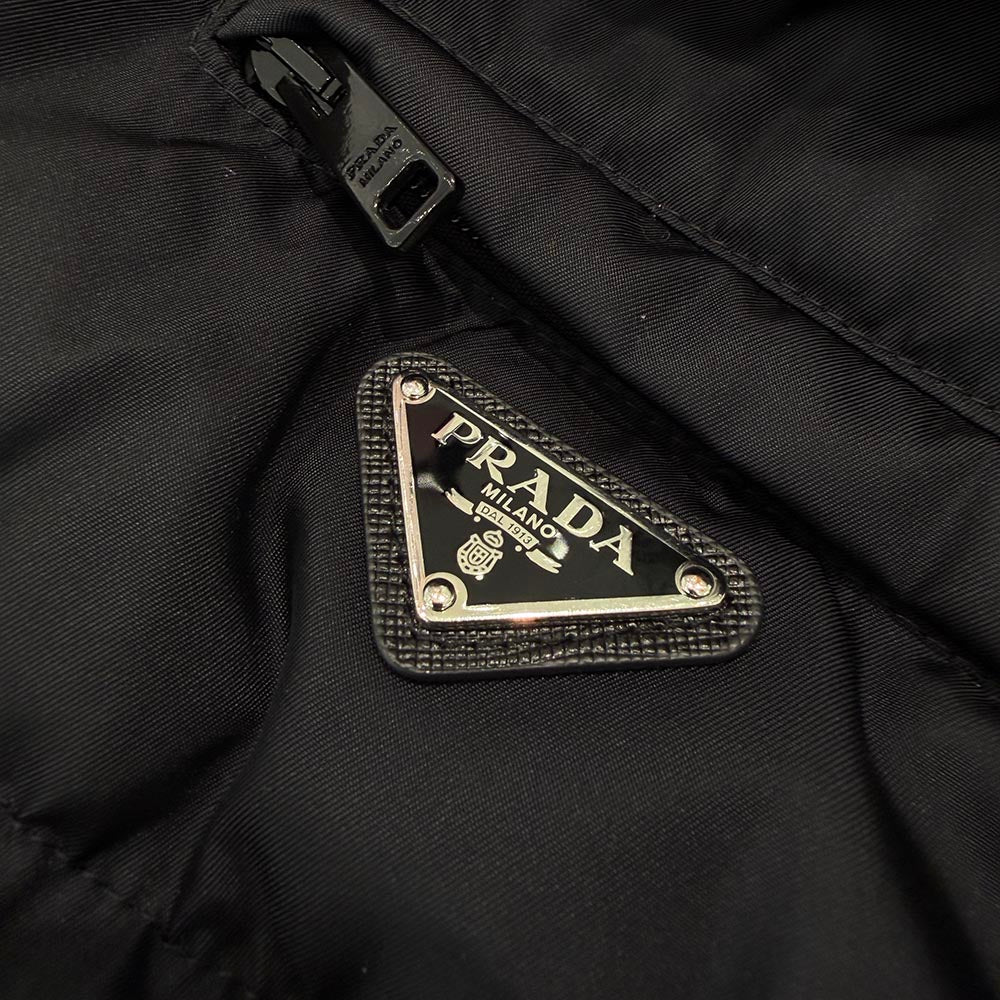 PRADA 2022AW Triangle Logo Re Nylon Padded Down Jacket 291808 S202 1WQ8 Size 44 プラダ トライアングルロゴ  リナイロン パデッド ダウン ジャケット サイズ44