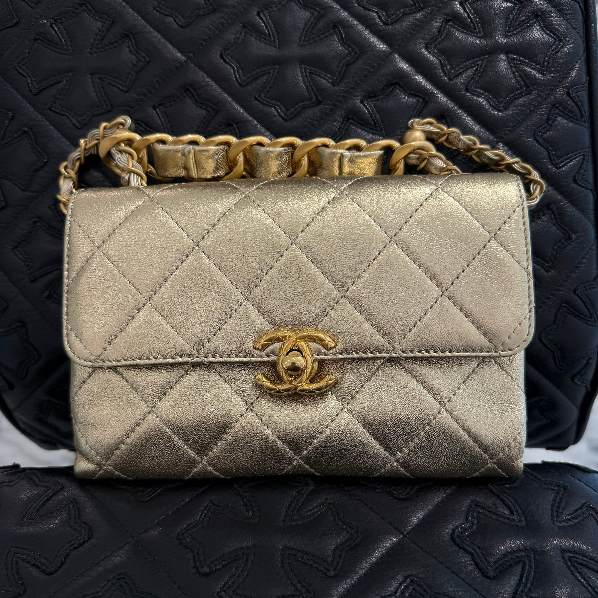 CHANEL 2022SS Mini Matelassé Chain Flap Chain Shoulder Bag シャネル ミニマトラッセ フラップチェーンショルダーバッグ