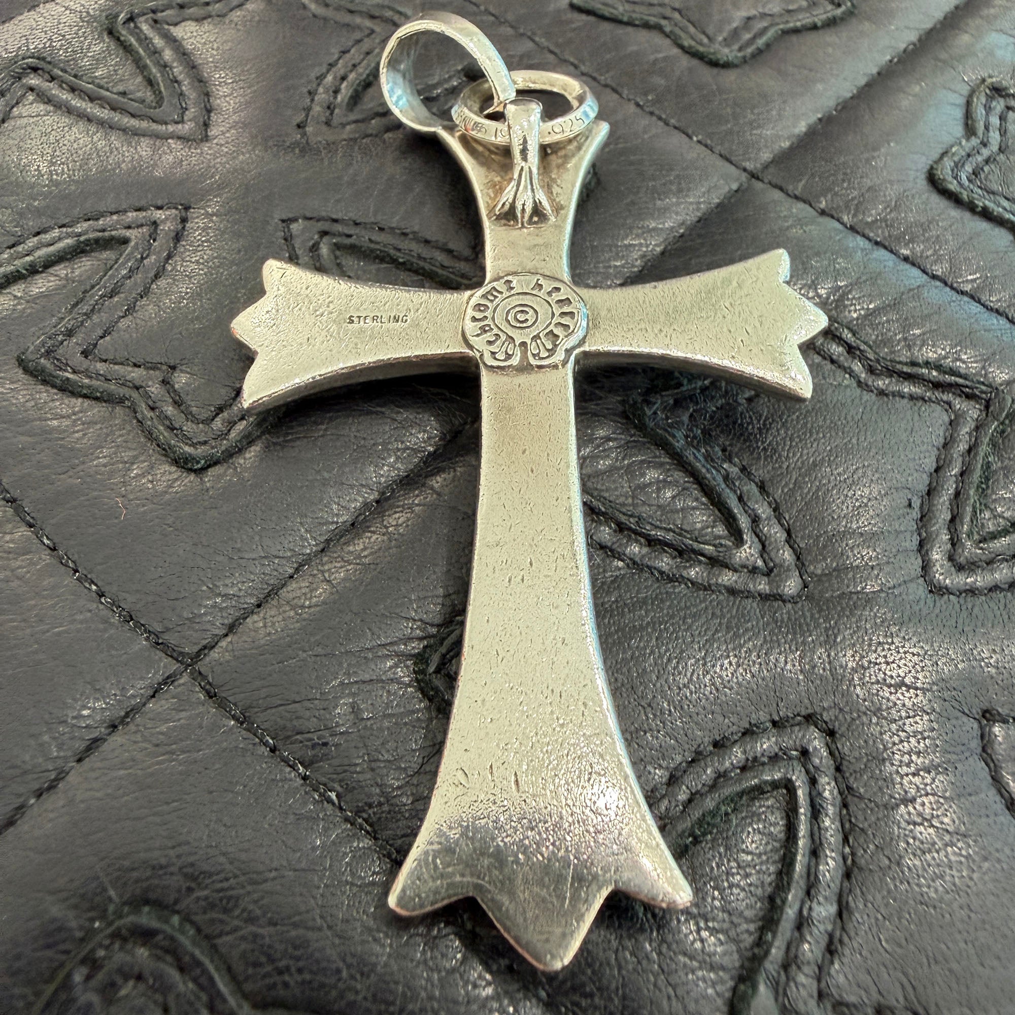 CHROME HEARTS Large Cross With Bail Pendant Top クロムハーツ ラージクロス ウィズ ベイル ペンダントトップ
