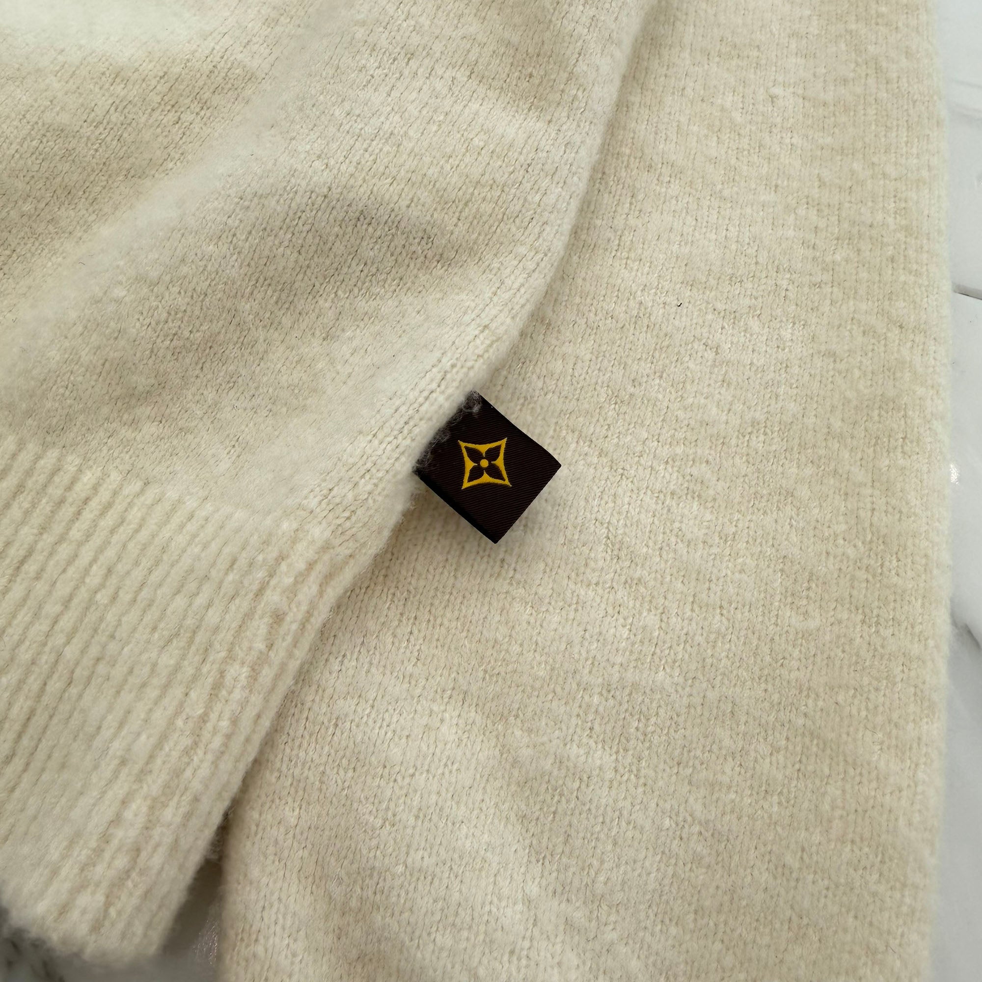 LOUIS VUITTON 2025SS Logo Embroidery Brushed Signature Pullover Knit Sweater FSKL04 Size S ルイヴィトン ロゴ刺繡 ブラッシュドシグネチャープルオーバーニットセーター サイズS