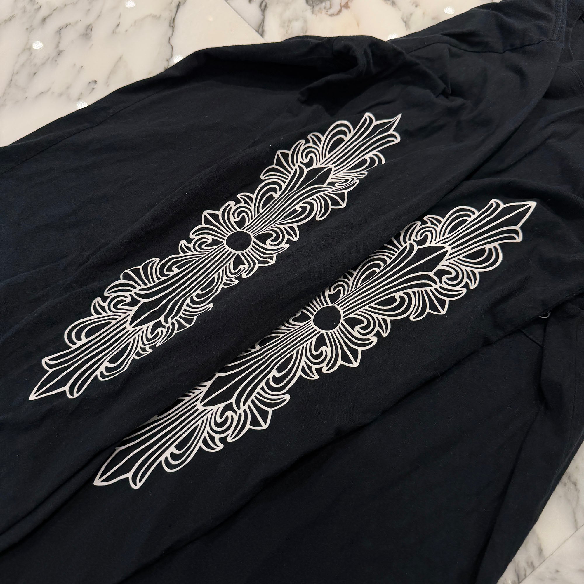 CHROME HEARTS Paris Limited Floral Cross 18 Avenue Long Sleeve Tee Size XL クロムハーツ パリ限定 フローラルクロス 18アヴェニュー ロングスリーブ Tシャツ サイズXL