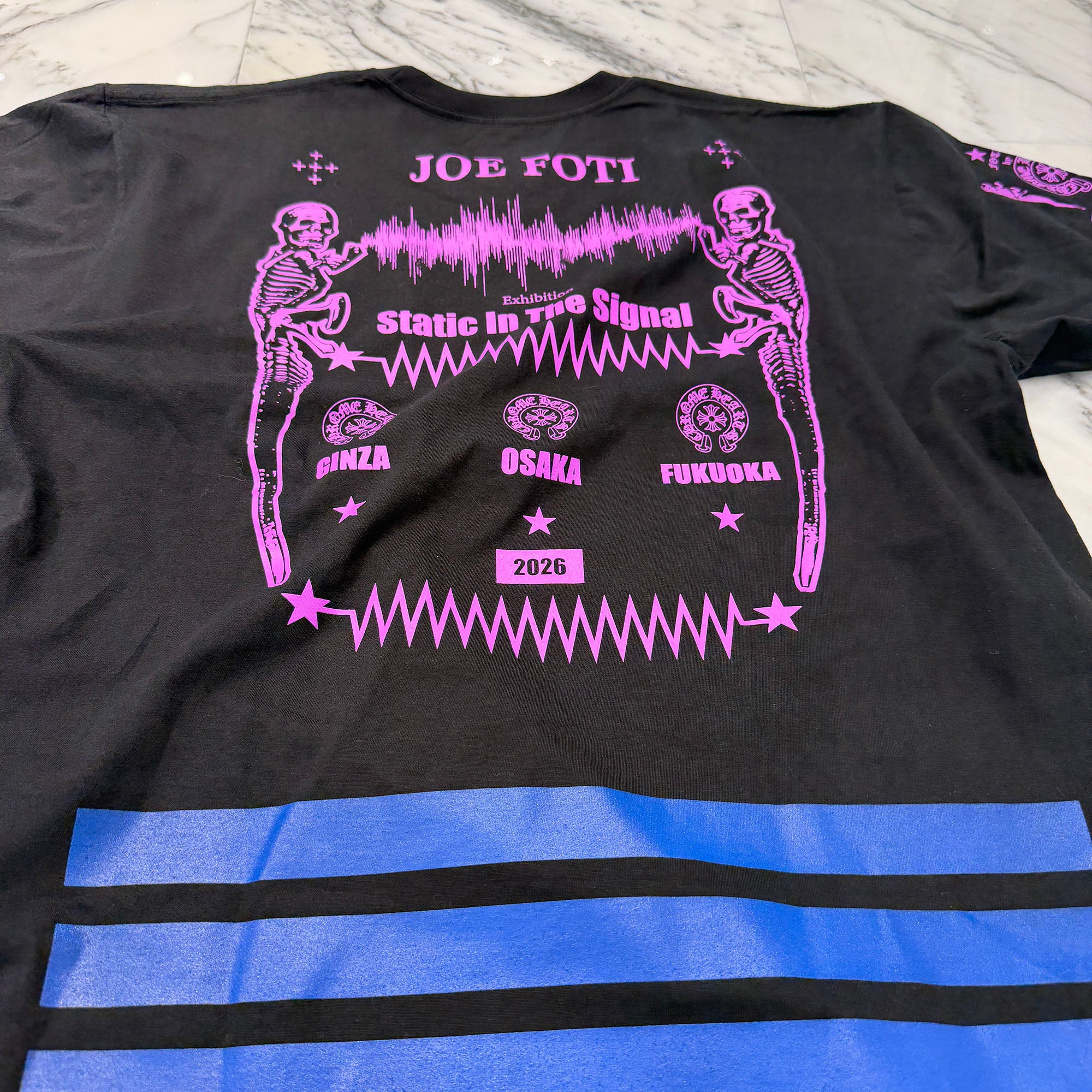 CHROME HEARTS FOTI "Static In The Signal 2026" Exhibition Jarvis Tee Size XL クロムハーツ フォティ "スタティック イン ザ シグナル 2026" エキジビション ジャービス  Tシャツ サイズXL