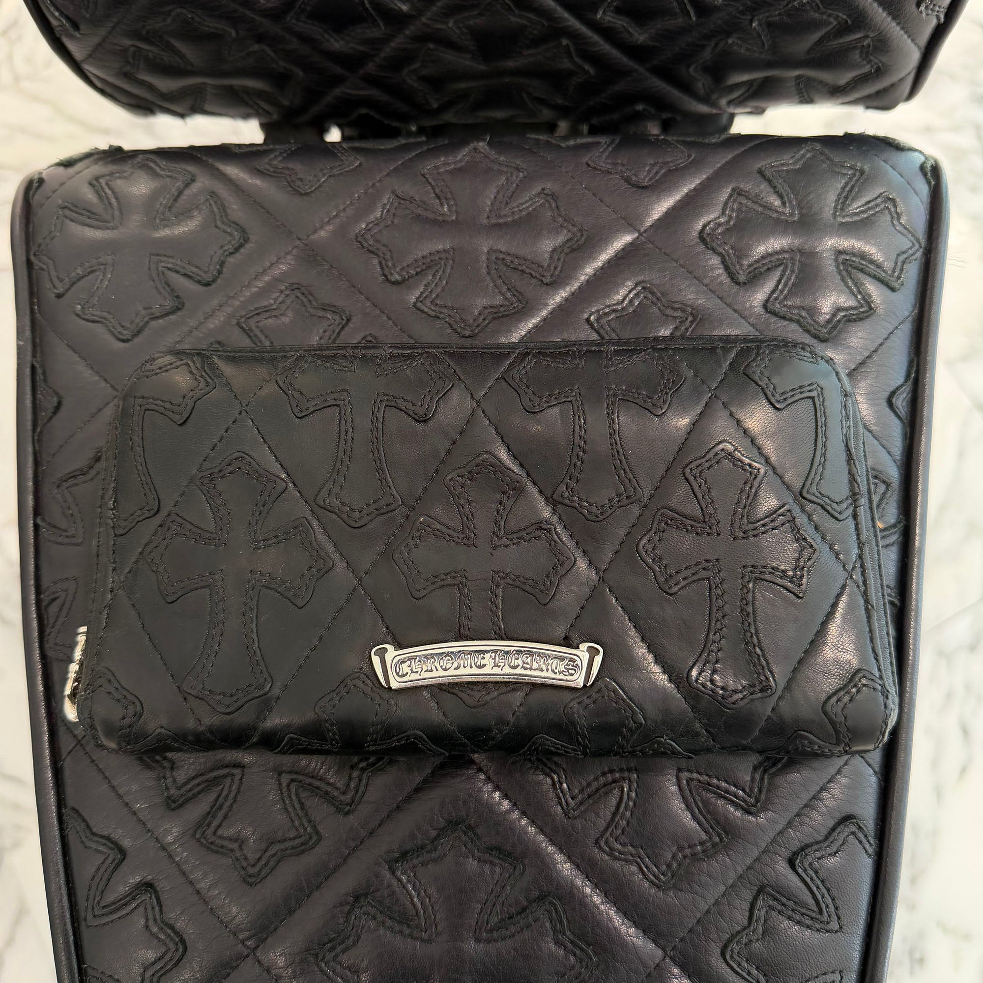 CHROME HEARTS Cemetery Cross Leather Patch Quilting Leather Wallet クロムハーツ セメタリークロス レザーパッチ キルティングレザー ウォレット