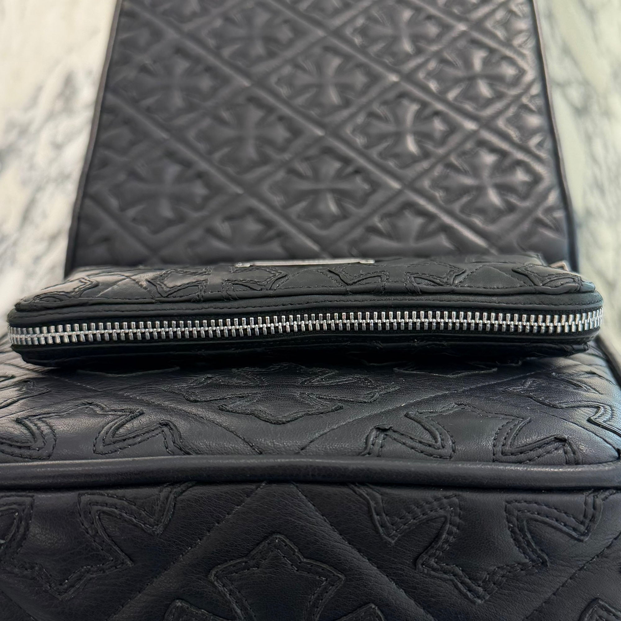 CHROME HEARTS Cemetery Cross Leather Patch Quilting Leather Wallet クロムハーツ セメタリークロス レザーパッチ キルティングレザー ウォレット