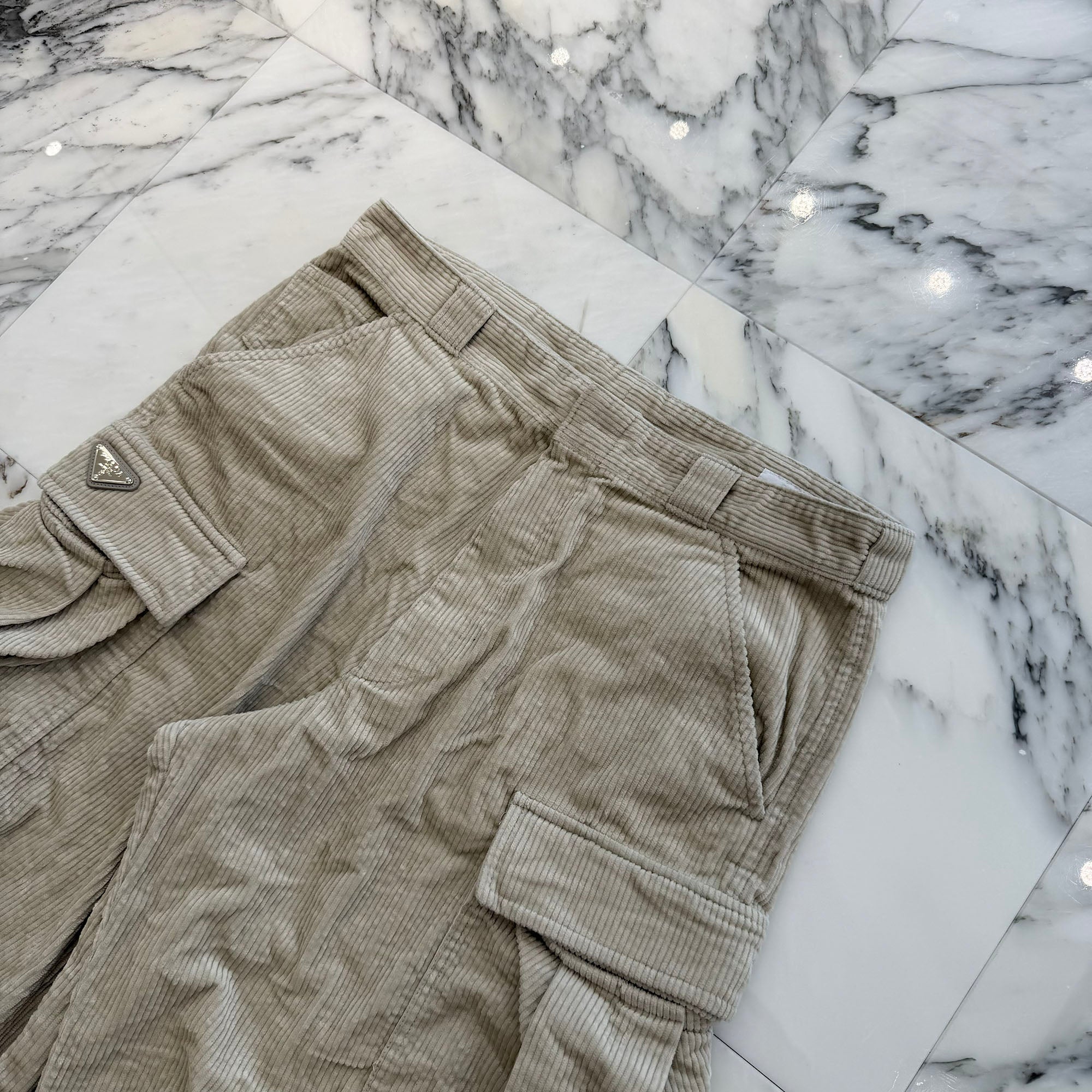 PRADA 2023AW Triangle Logo Plate Corduroy Cargo Pants SPH286 S222 1RL7 Size L プラダ トライアングルロゴプレート コーデュロイ カーゴパンツ サイズL