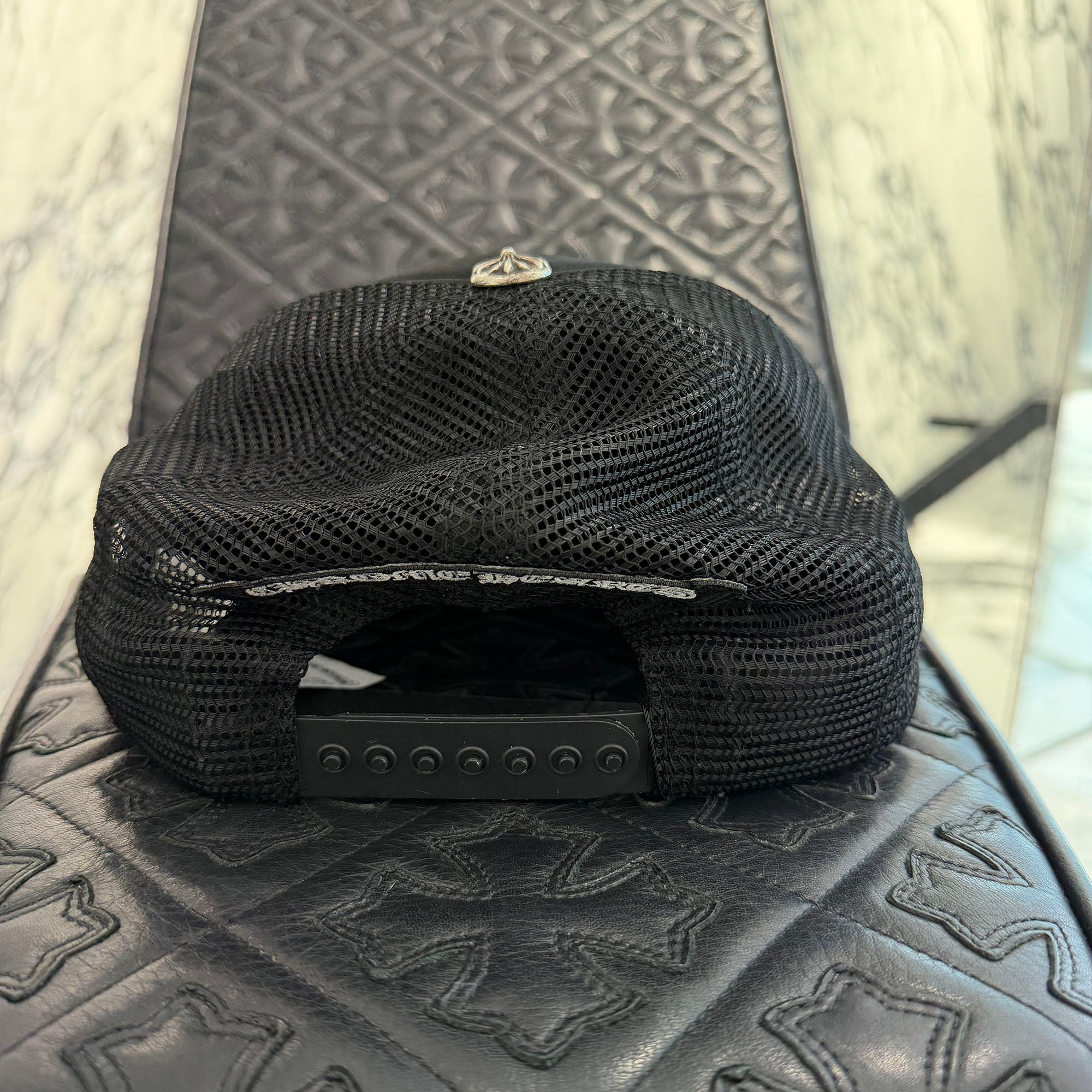 CHROME HEARTS Multi Color Cemetery Cross Print Trucker Cap ONE SIZE (53-60) クロムハーツ マルチカラー セメタリークロス プリント トラッカーキャップ ONE SIZE (53-60)