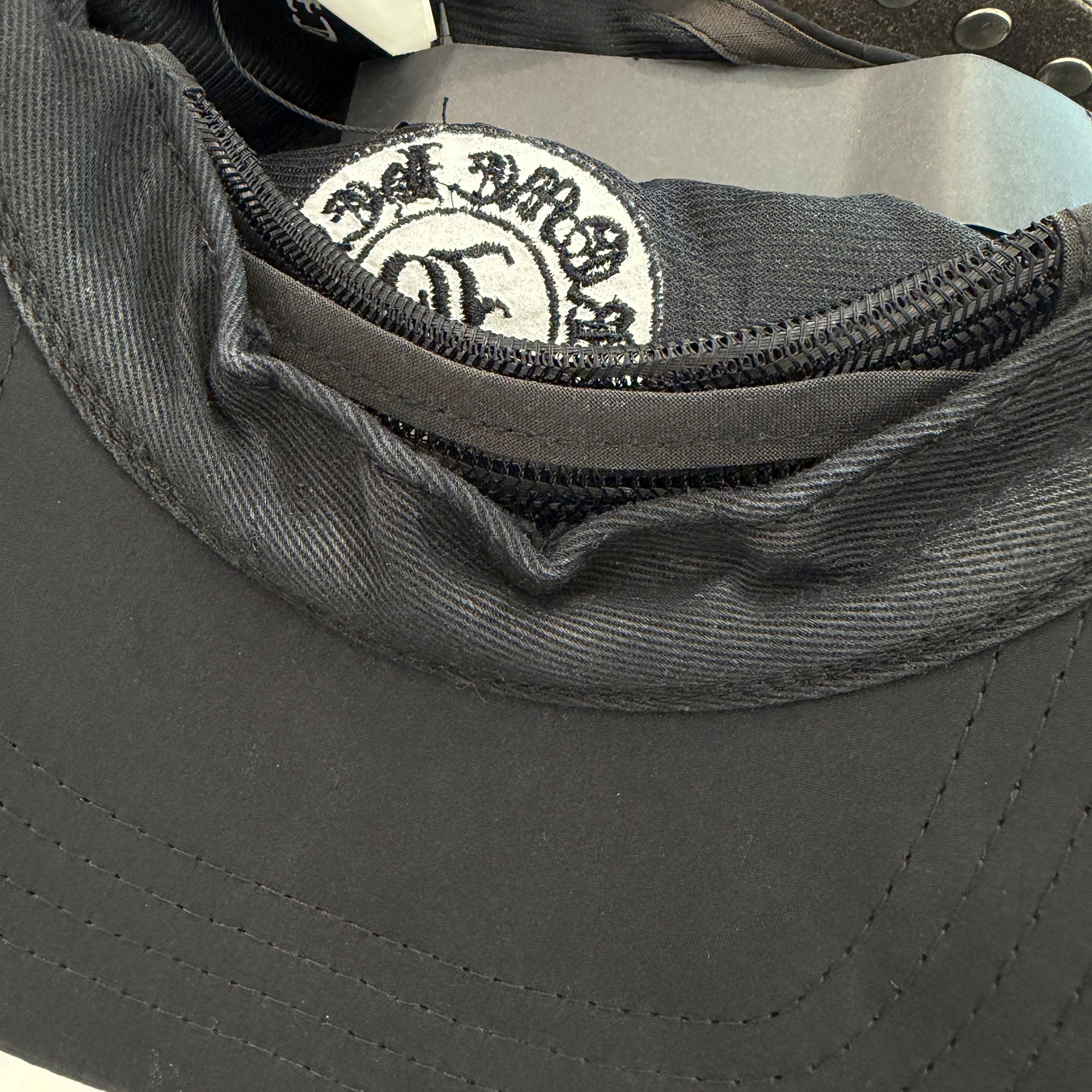 CHROME HEARTS × Bella Hadid Initial Embroidery Silk Trucker Cap Size ONE SIZE (53-60) クロムハーツ × ベラハディッド イニシャル刺繍 シルク トラッカーキャップ サイズONE SIZE (53-60)