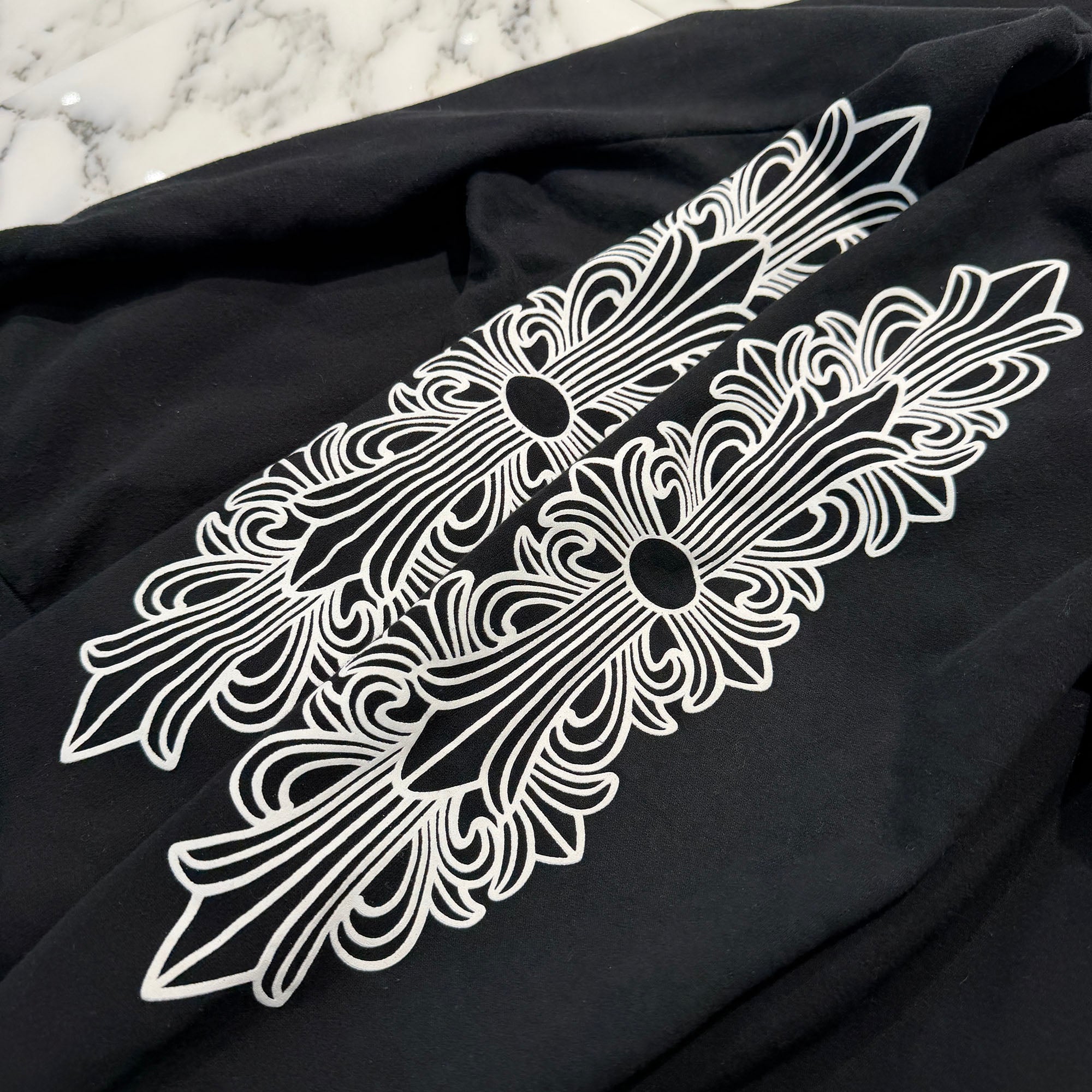 CHROME HEARTS Floral Cross Horseshoe Crewneck Sweat Shirts Size L クロムハーツ フローラルクロス ホースシュー クルーネック スウェットシャツ サイズL