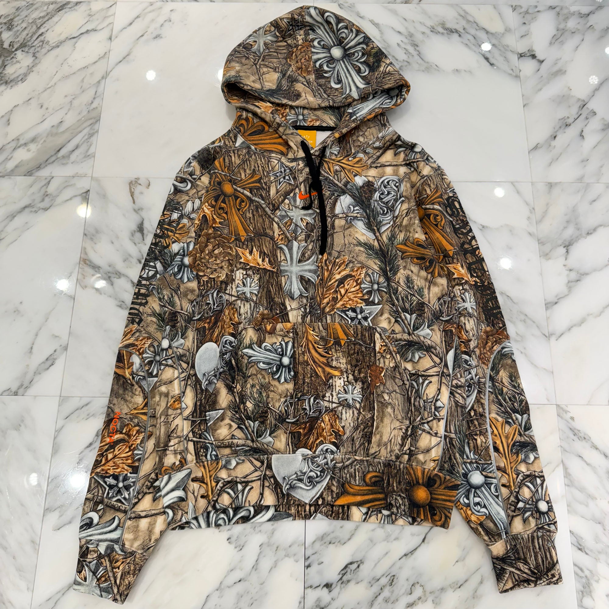 CHROME HEARTS × NIKE × Drake NOCTA 2026SS Camo Horseshoe Pullover Hoodie Size S クロムハーツ×ナイキ×ドレイク ノクタ カモホースシュープルオーバーフーディー サイズS