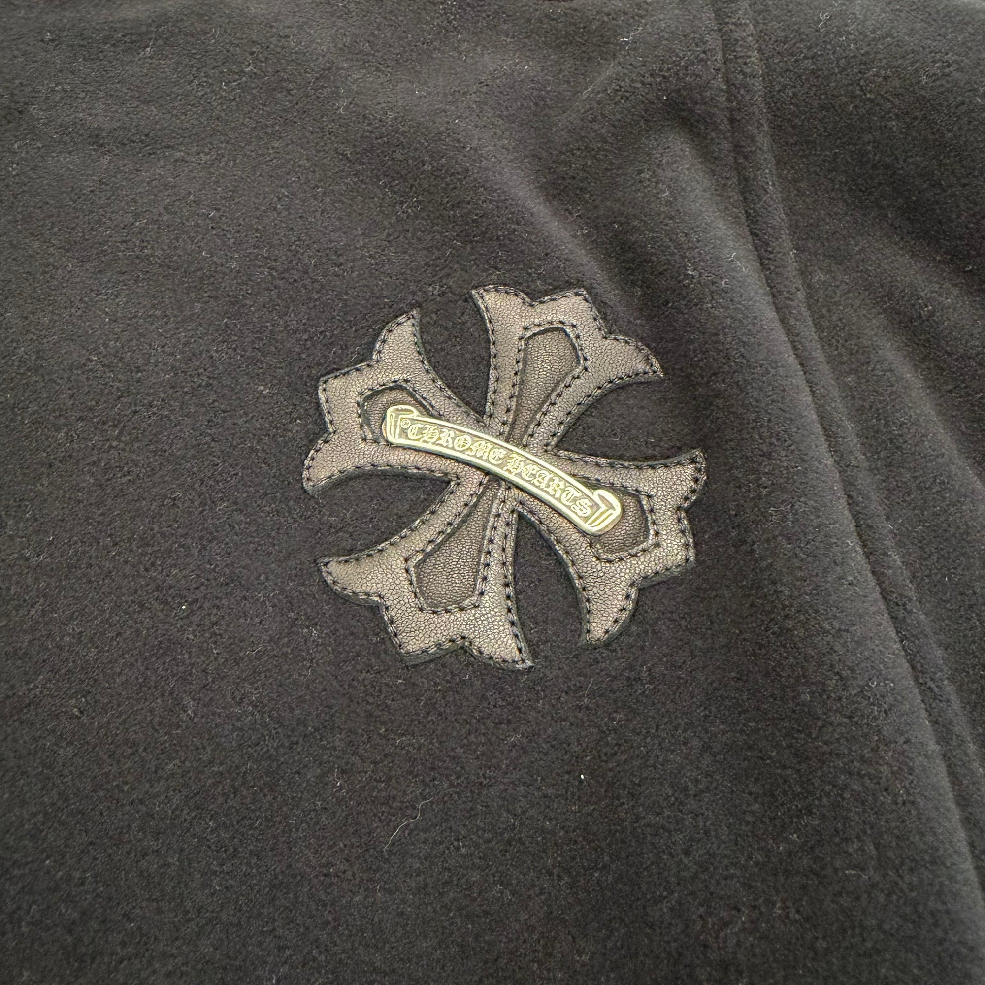 CHROME HEARTS Y NOT CH Plus Leather Patch Fleece Hoodie Size M クロムハーツ ワイノット CHプラス レザー クロス パッチ フリース フーディ サイズM