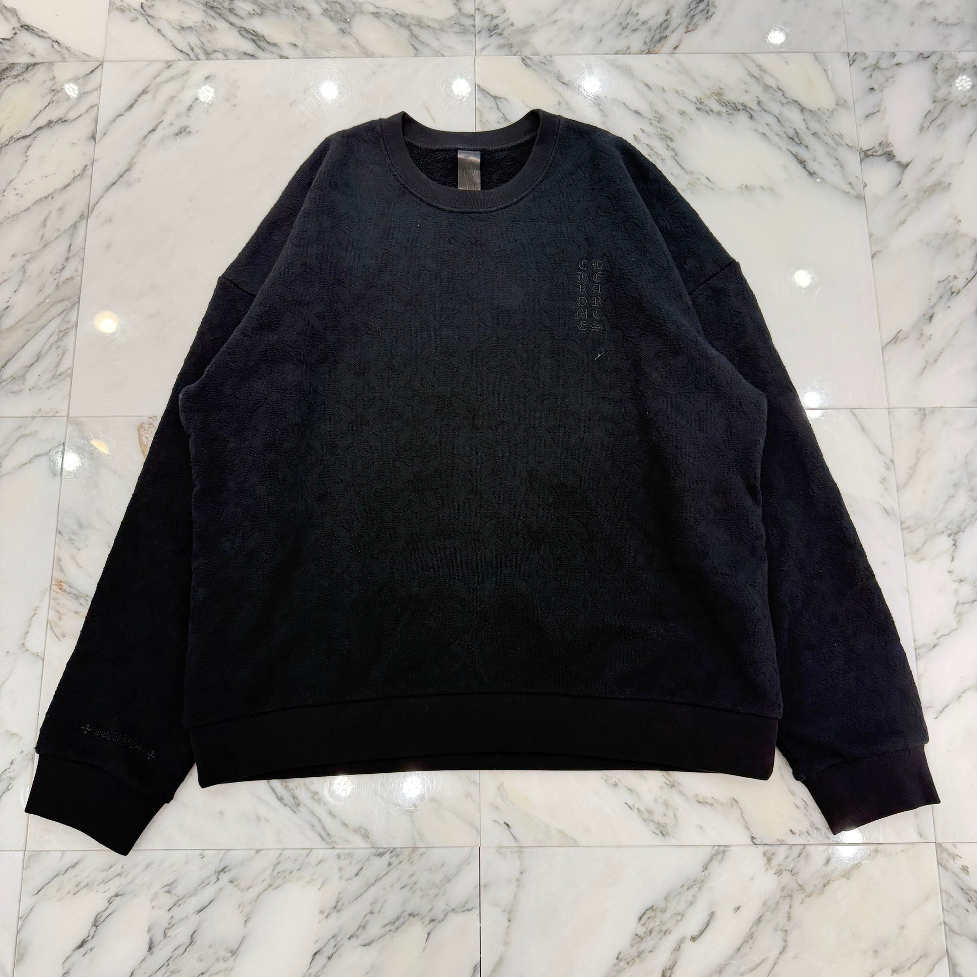 CHROME HEARTS Y NOT Tonal Monogram Cross Vertical Logo Sweat Shirt Size XS クロムハーツ ワイノット トーナルモノグラムクロス ヴァーティカルロゴ スウェットシャツ Tシャツ サイズXS
