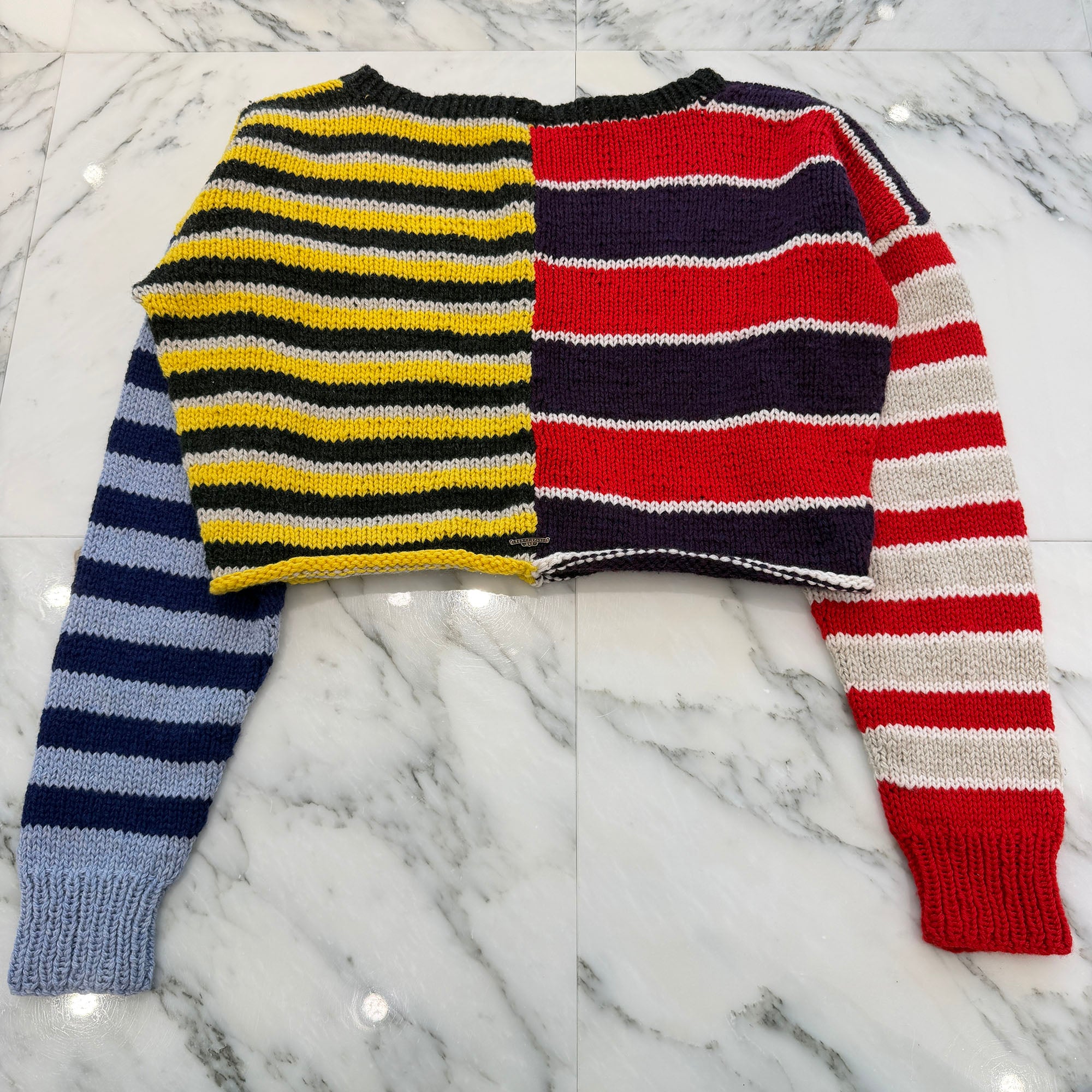 CHROME HEARTS Y NOT Cemetery Cross Leather Patch Cashmere Cropped Knit Sweater Size M クロムハーツ ワイノット セメタリークロス レザーパッチ カシミヤ クロップド ニットセーター サイズM