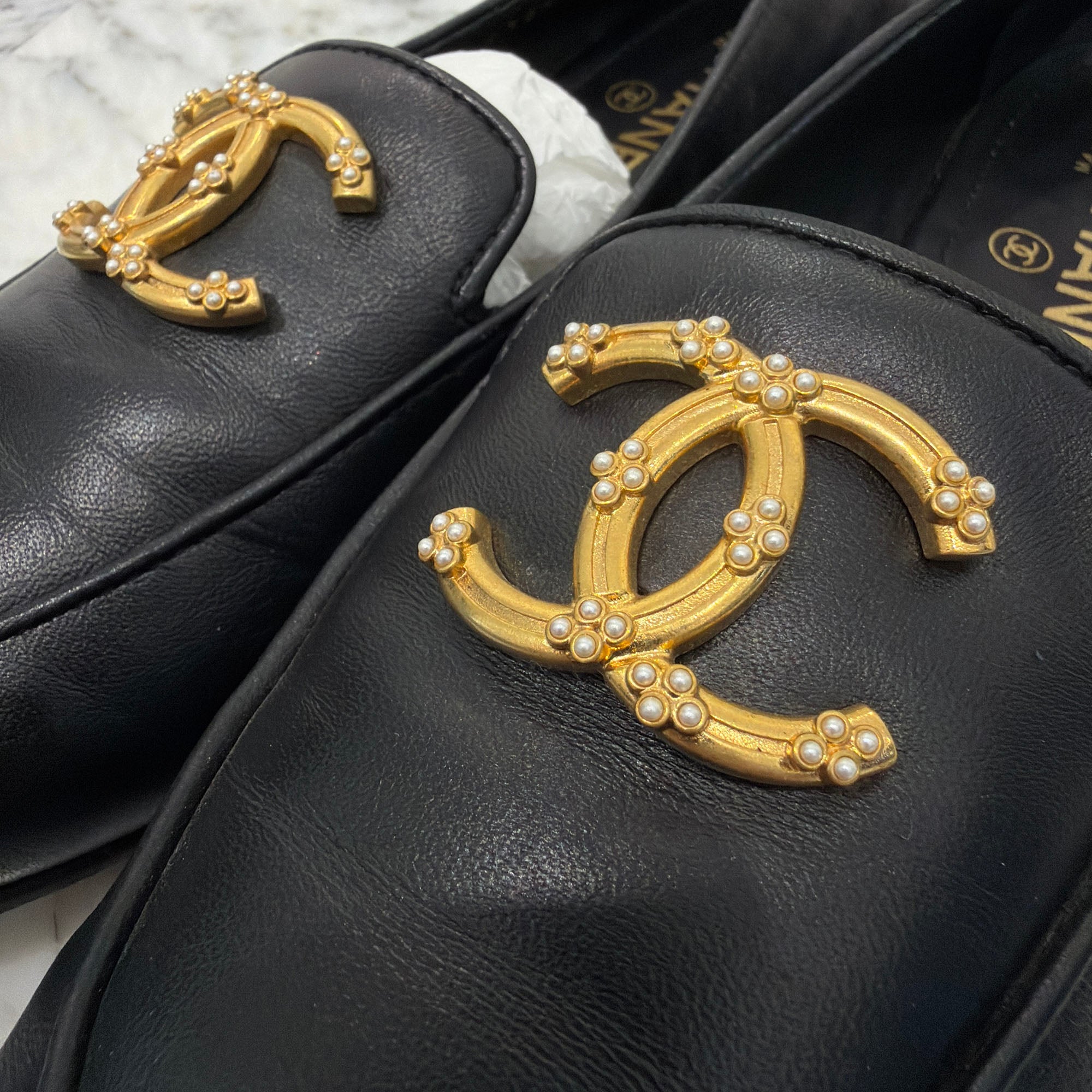 CHANEL CoCo Mark Pearl Leather Pumps G35894 Size 38C (約24.0cm～24.5cm) シャネル ココマーク パール レザーパンプス サイズ38C (約24.0cm～24.5cm)