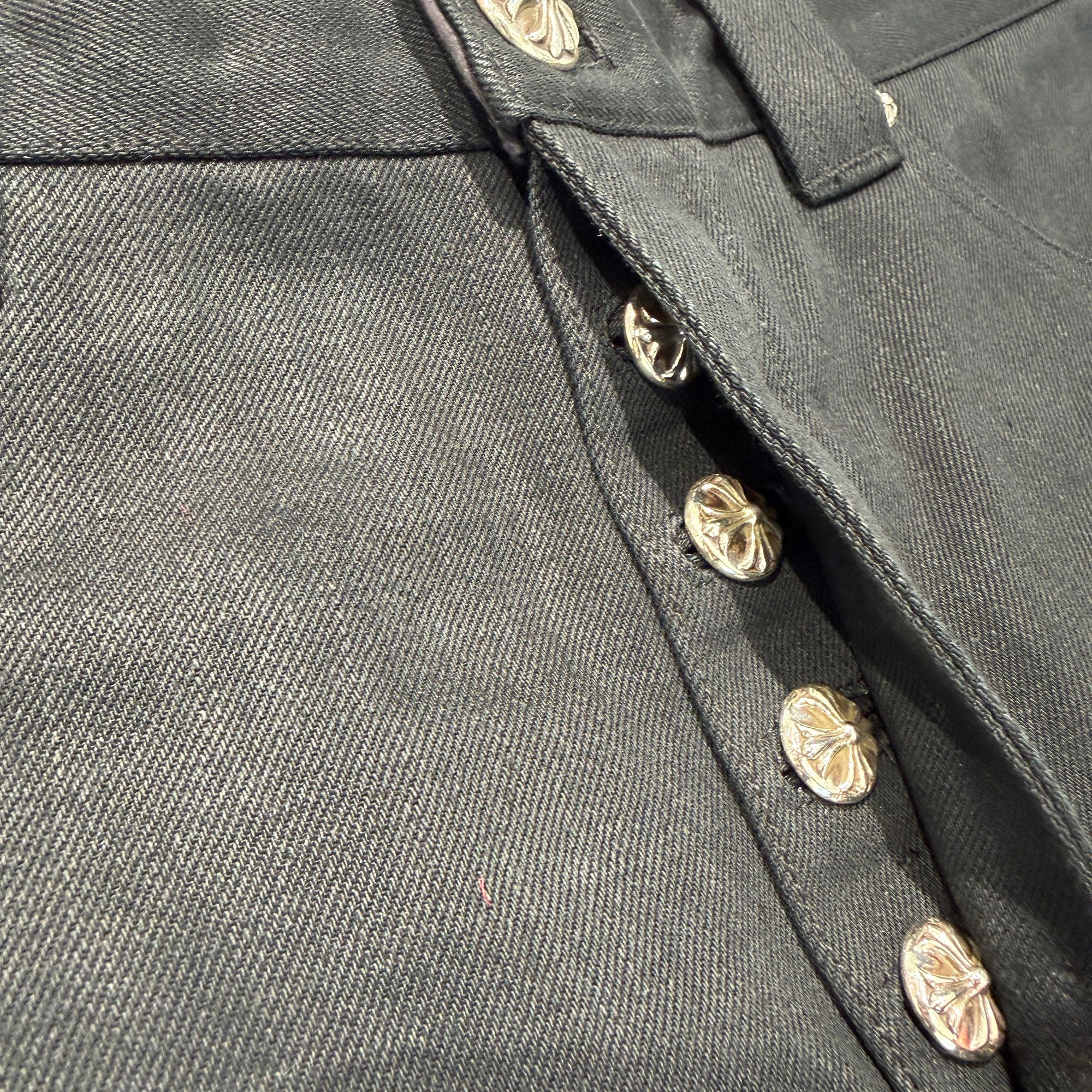 CHROME HEARTS Ankle Straps Cross Ball Button Wide Leg Denim Pants Size 32 クロムハーツ アンクルストラップ クロスボールボタン ワイドレッグ デニムパンツ サイズ32