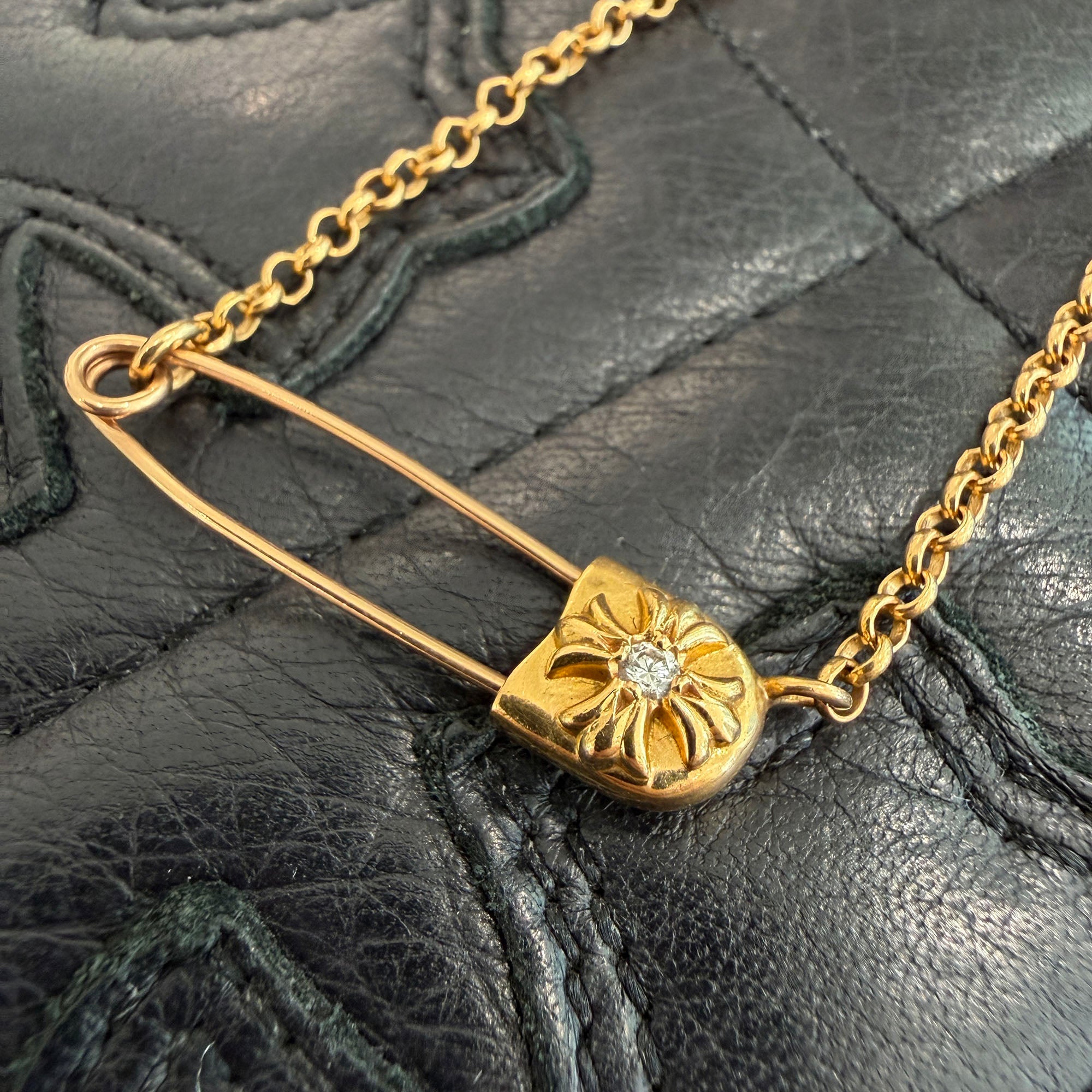 CHROME HEARTS 22K Safety Pin 1 Diamond Roll Chain Necklace Size 16 Inch クロムハーツ 22K セーフティピン 1ダイヤモンド ロールチェーン ネックレス 16インチ