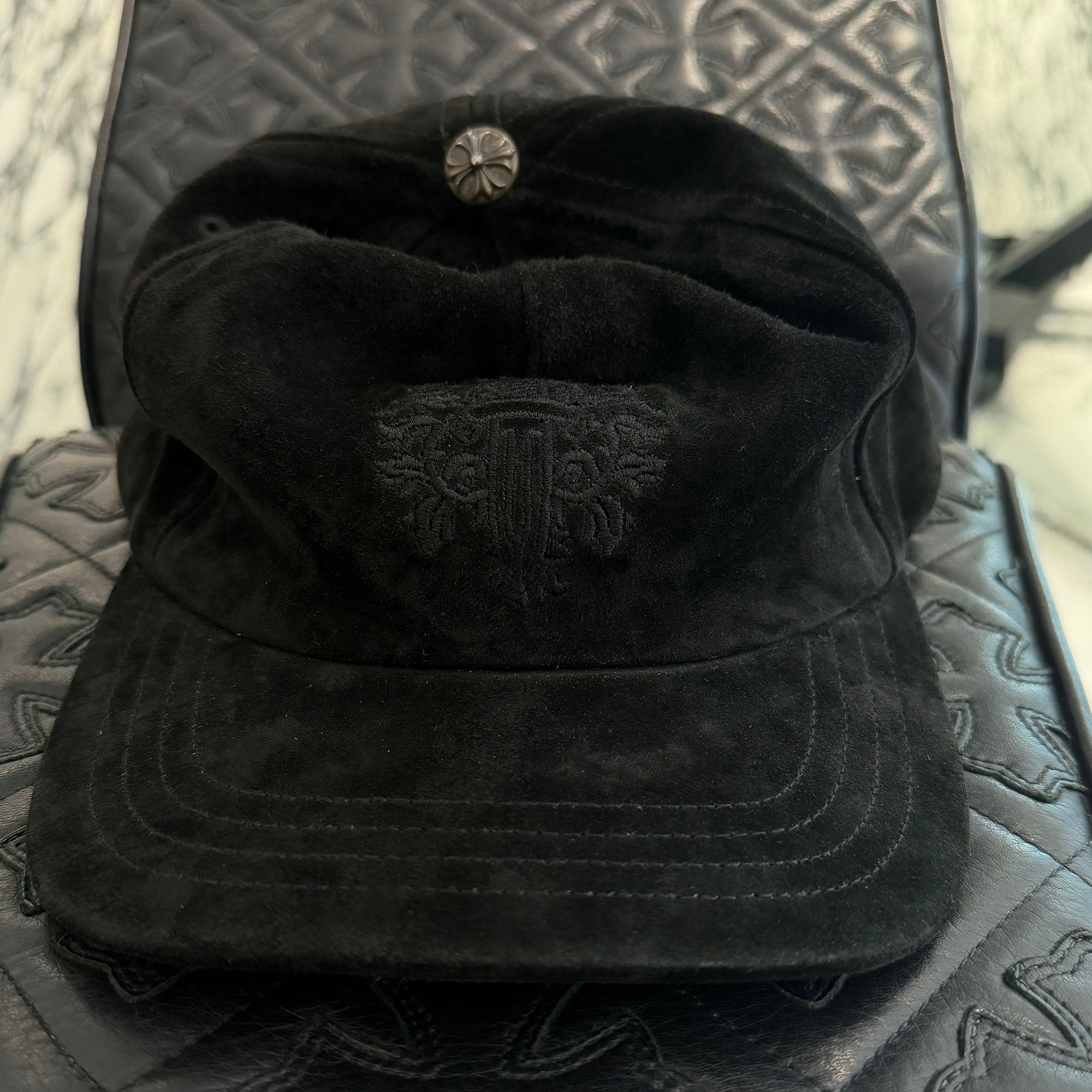 CHROME HEARTS Dagger Suede Trucker Cap Size ONE SIZE (53-60) クロムハーツ ダガースエードトラッカーキャップ サイズONE SIZE（53-60）