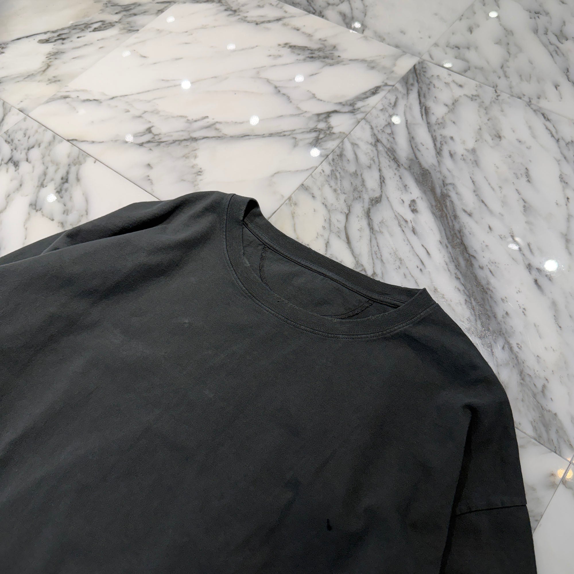Maison Margiela 2025SS Stamp Logo Distressed Finish Long Sleeve Tee S51GC0535 S24567 Size XXL メゾンマルジェラ スタンプロゴ ダメージ加工 ロングスリーブTシャツ サイズXXL