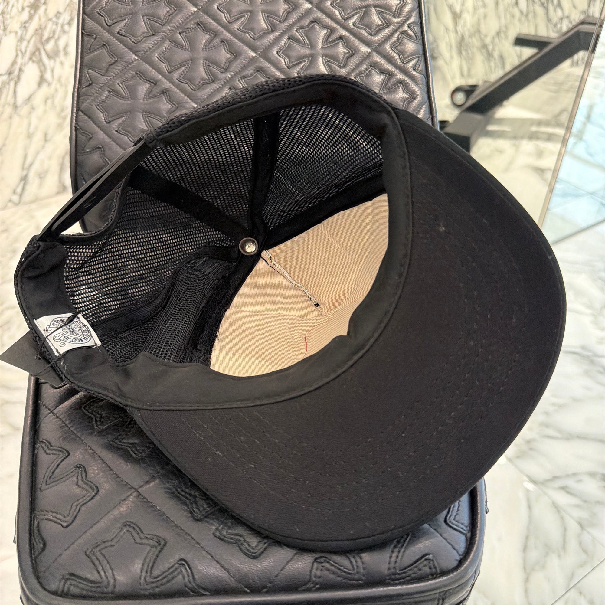 CHROME HEARTS × The Rolling Stones Lip & Tong Leather Patch Mesh Tracker Cap クロムハーツ × ザローリングストーンズ リップアンドタン レザーパッチメッシュ トラッカーキャップ