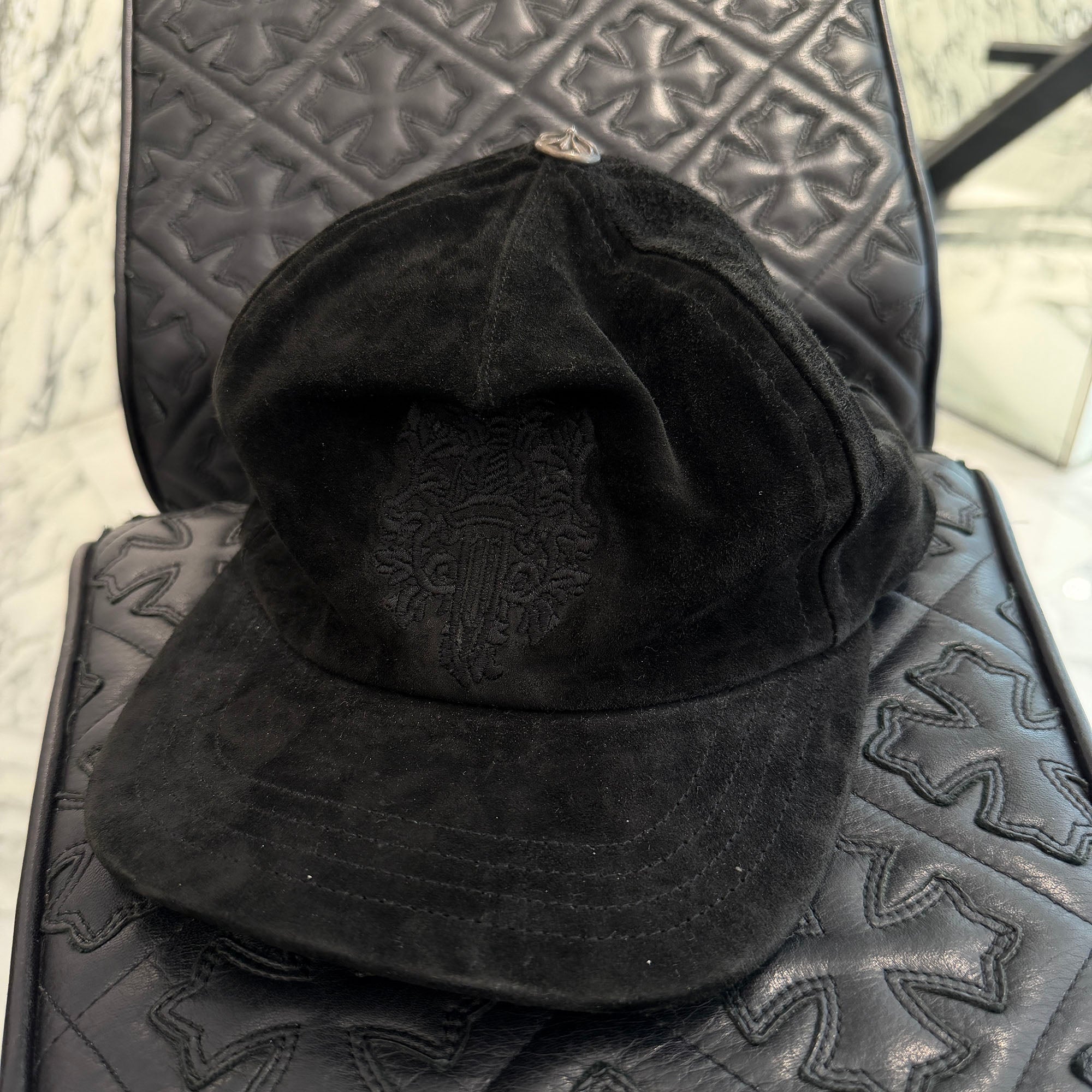 CHROME HEARTS Dagger Suede Trucker Cap Size ONE SIZE (53-60) クロムハーツ ダガースエードトラッカーキャップ サイズONE SIZE (53-60)