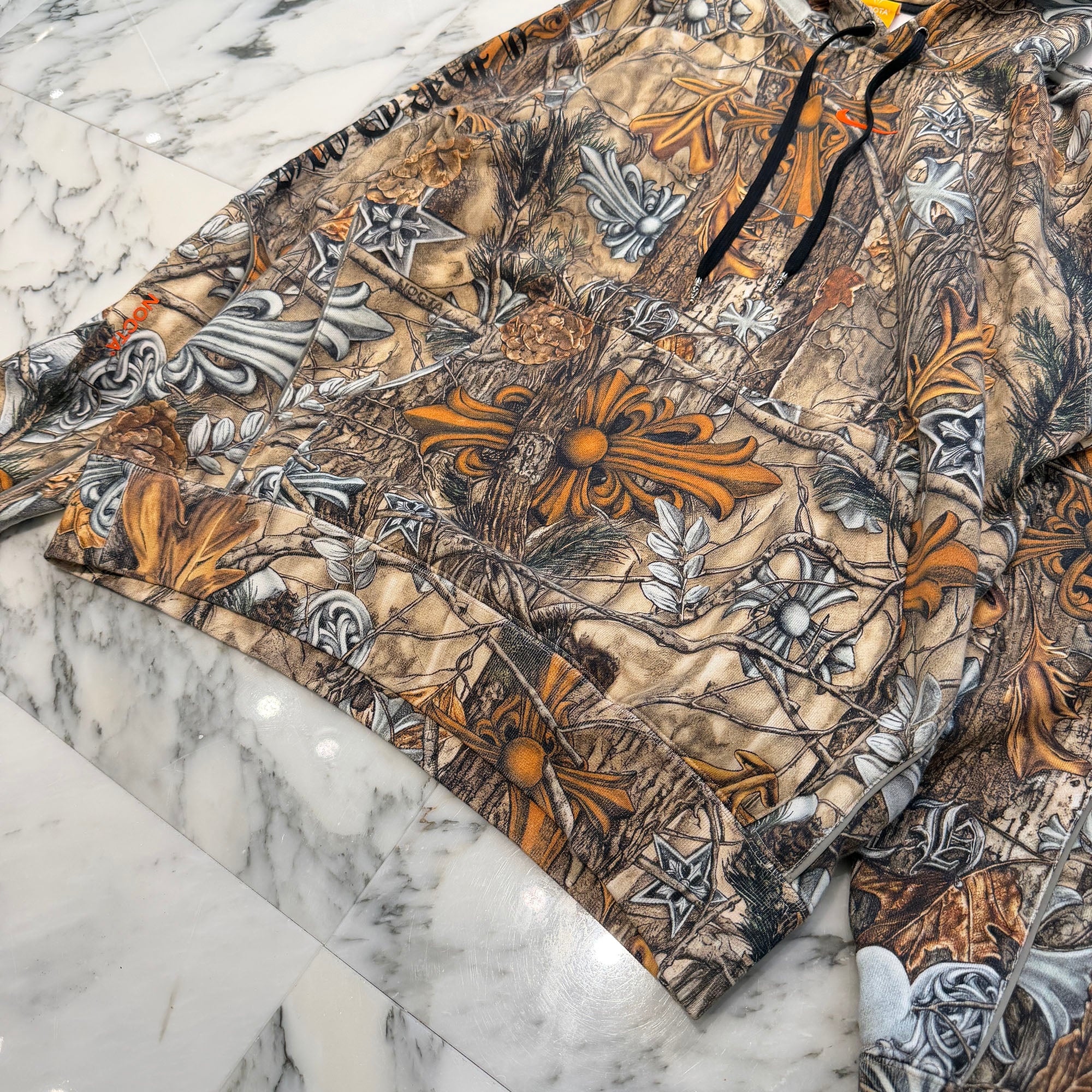 CHROME HEARTS × NIKE × Drake NOCTA 2026SS Camo Horseshoe Pullover Hoodie Size L クロムハーツ×ナイキ×ドレイク ノクタ カモホースシュープルオーバーフーディー サイズL