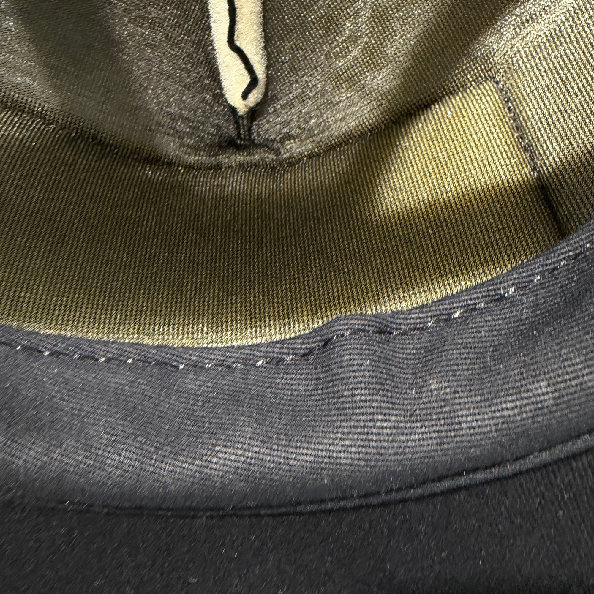 CHROME HEARTS Paris Limited Trucker Cap Size ONE SIZE (51-61) クロムハーツ パリス限定 トラッカーキャップ サイズONE SIZE (51-61)