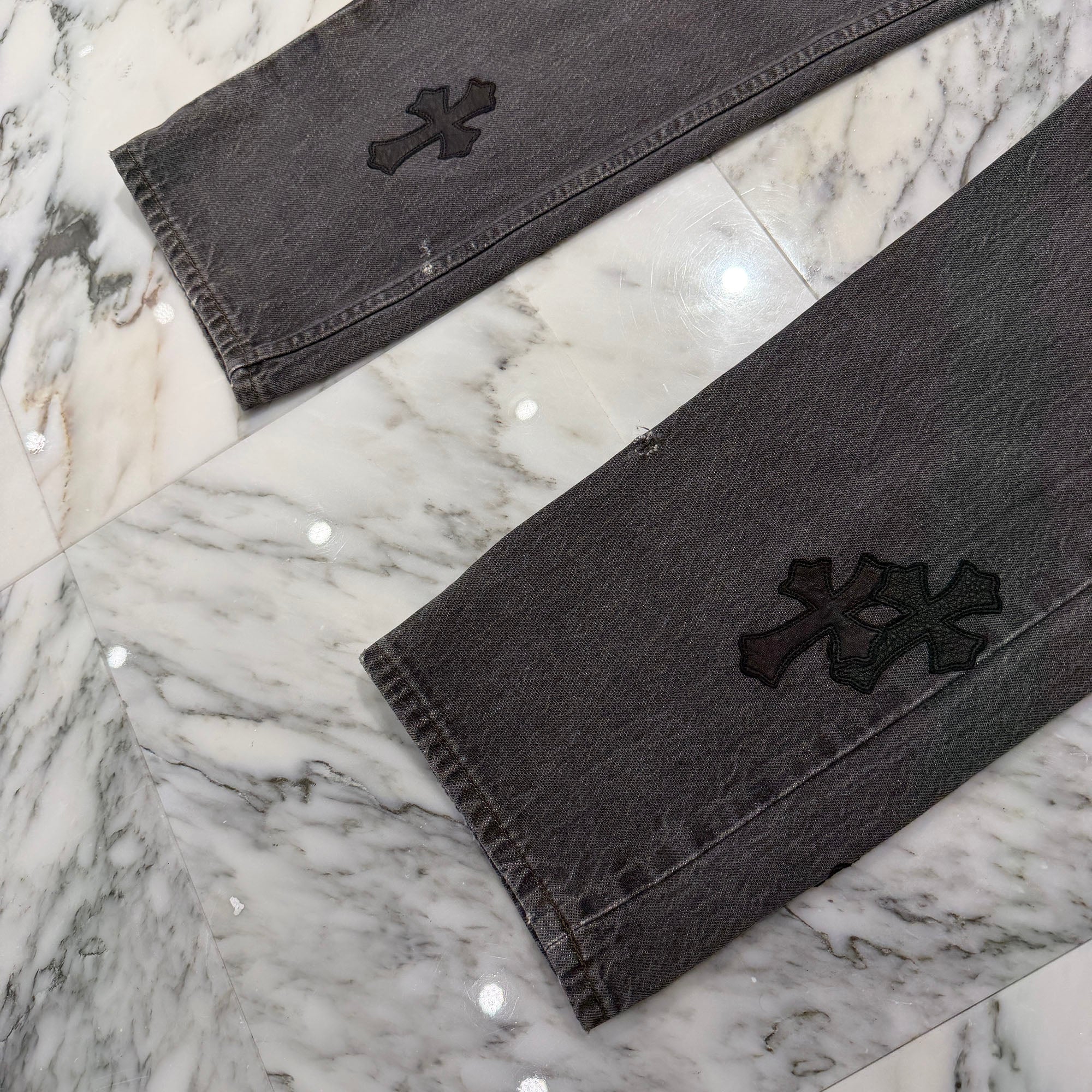 CHROME HEARTS × Levi's 501 VNTG Leather Cross Patch Jeans Size 32 クロムハーツ × リーバイス 501 ヴィンテージ レザークロスパッチ ジーンズ デニムパンツ サイズ32