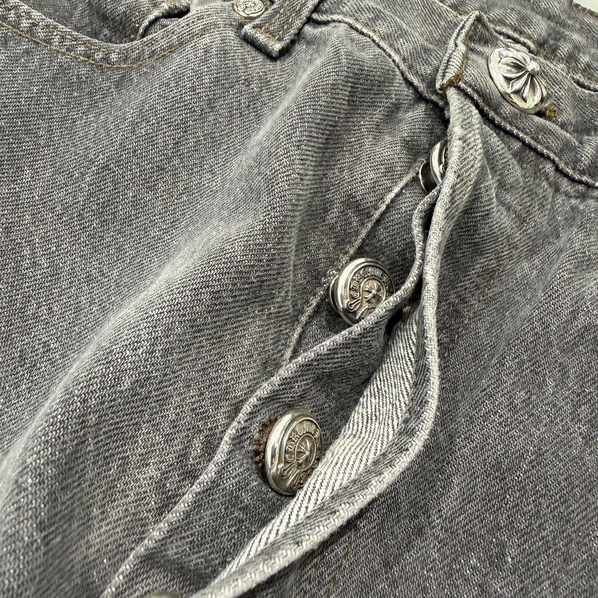 CHROME HEARTS × Levi's 501 VNTG Leather Cross Patch Jeans Size 32 クロムハーツ × リーバイス 501 ヴィンテージ レザークロスパッチ ジーンズ デニムパンツ サイズ32