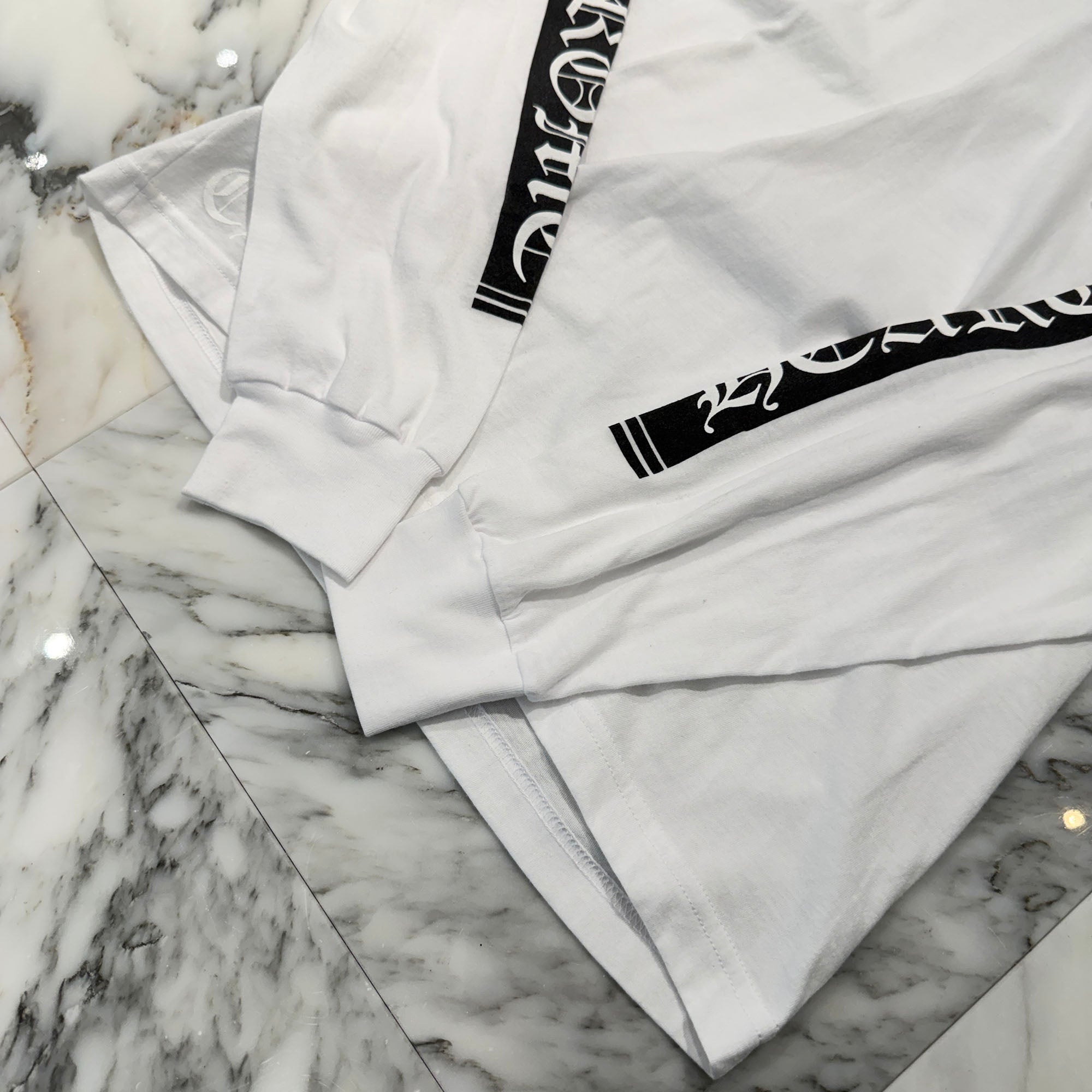 CHROME HEARTS Neon Bar Logo Long Sleeve Tee Size XS クロムハーツ ネオンバー ロゴ ロングスリーブ Tシャツ サイズXS