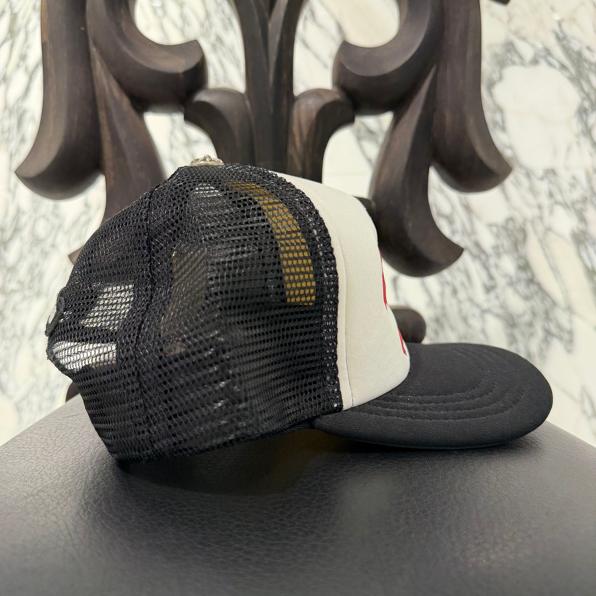 CHROME HEARTS Tricolor Triple Cross Patch Trucker Cap ONE SIZE (51-61) クロムハーツ トリコロール トリプルクロスパッチ トラッカーキャップ ONE SIZE (51-61)