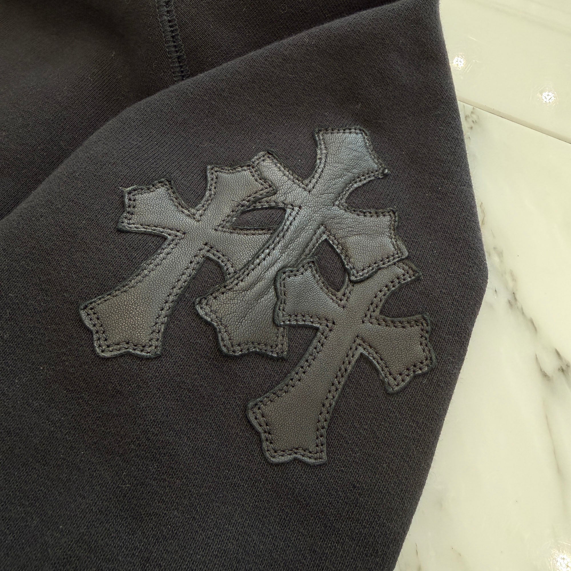 CHROME HEARTS Y NOT Cemetery Cross Leather Patch Pullover Hoodie Size M クロムハーツ ワイノット セメタリークロスレザーパッチ プルオーバー フーディー サイズM